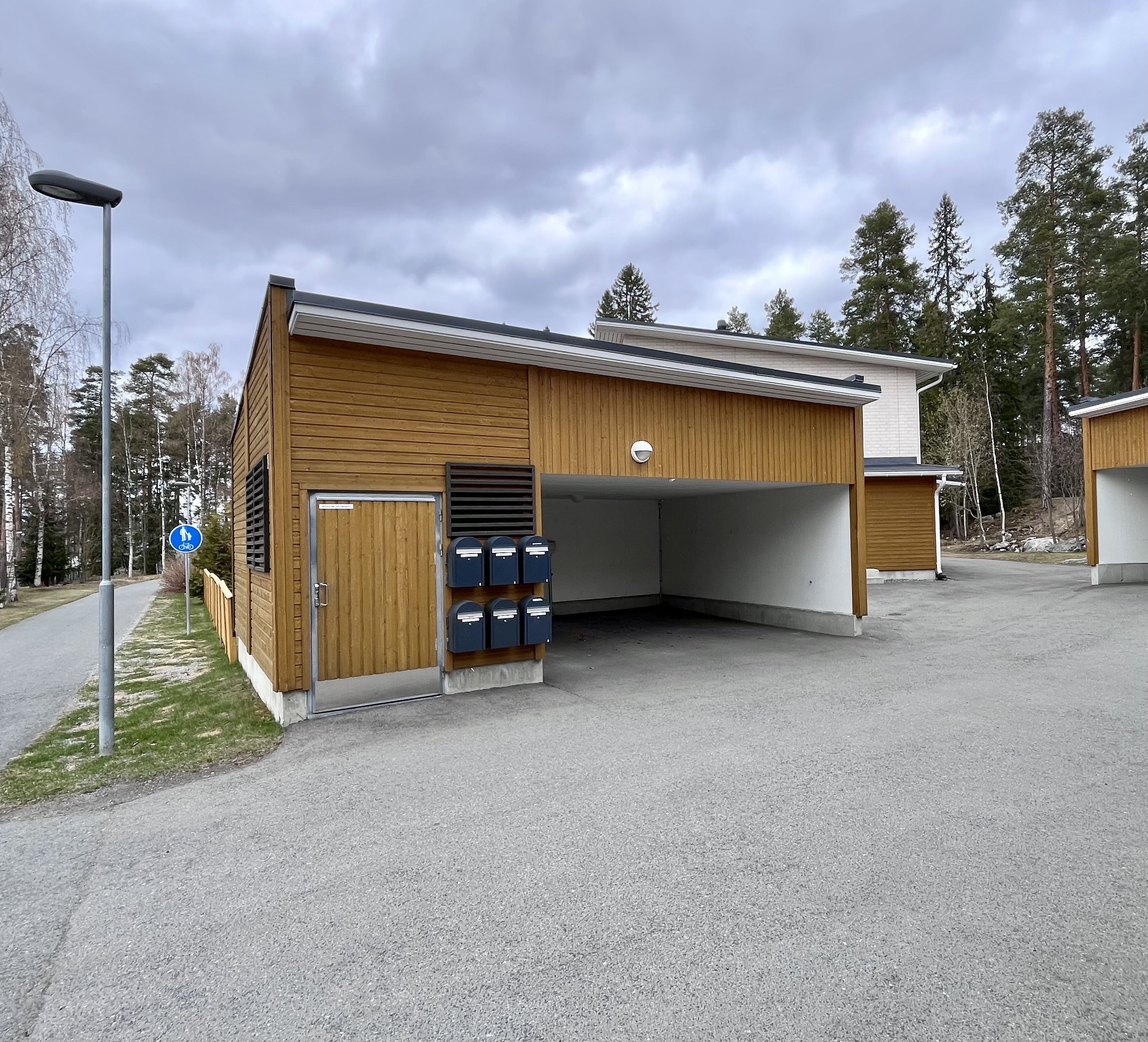 Pursupolku 14, Länsi-Puijo, Kuopio