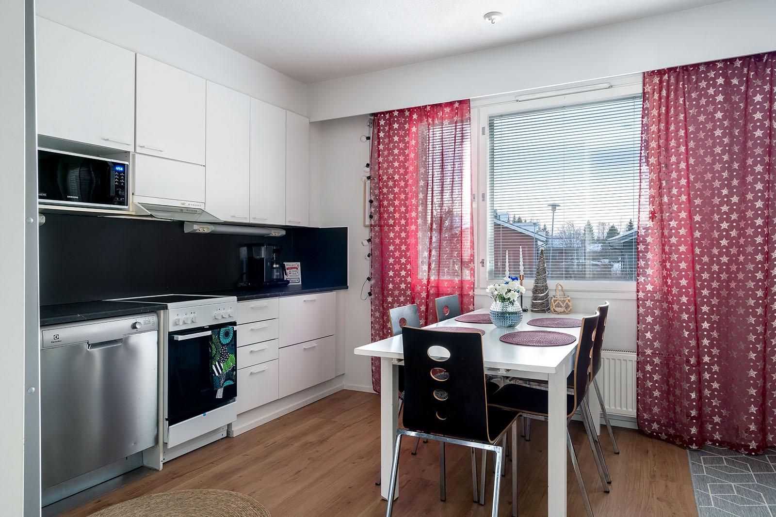 Valjakkotie 5, Heikkilänkangas, Oulu