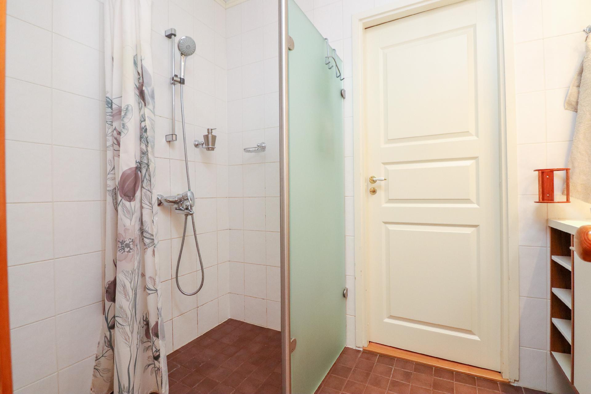 Ali-kouvoinkuja 4, Pappilanpelto, Vihti