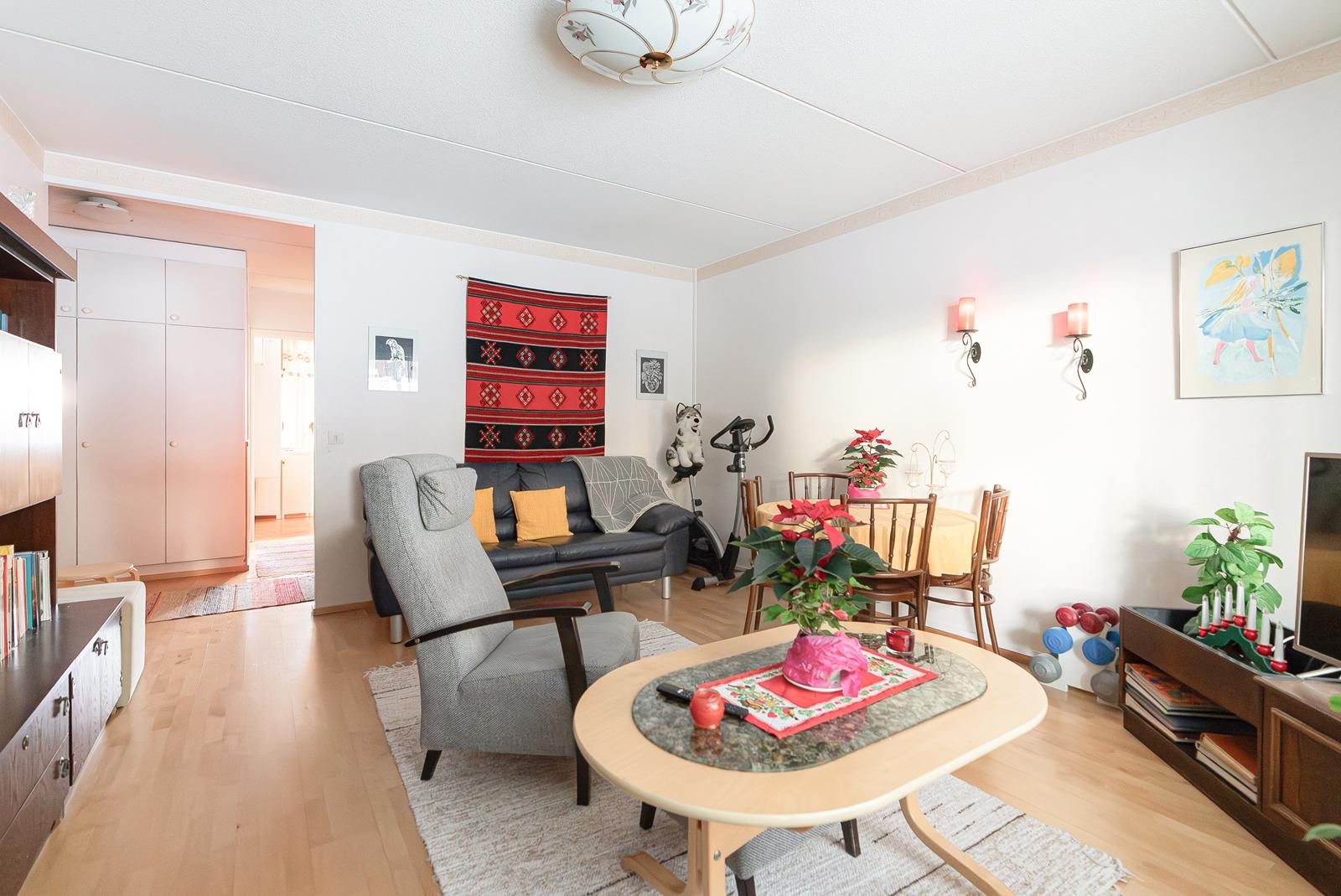 Nahkurintie 9, Hyrylä, Tuusula