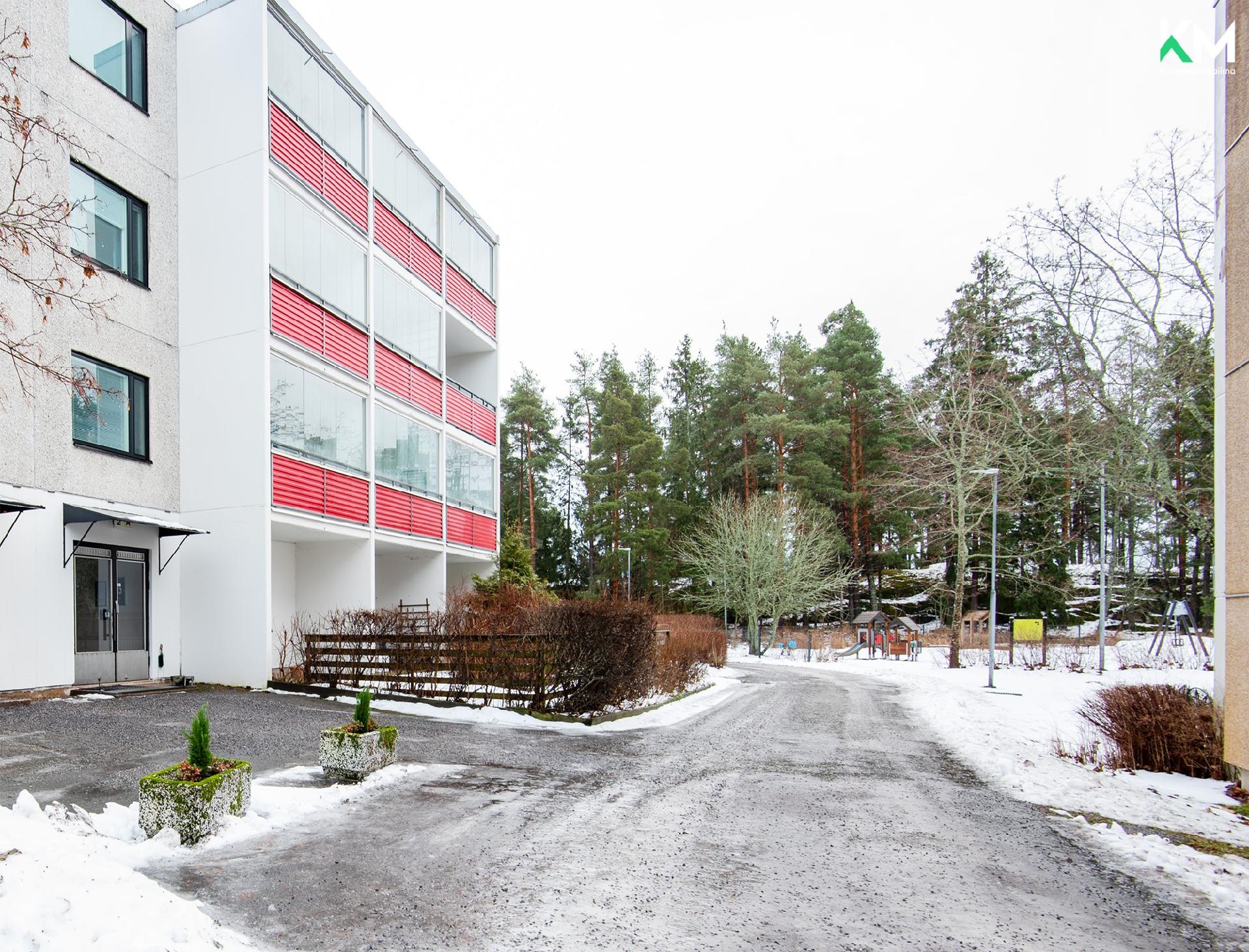 Makasiinipolku 2, Karvetti, Naantali