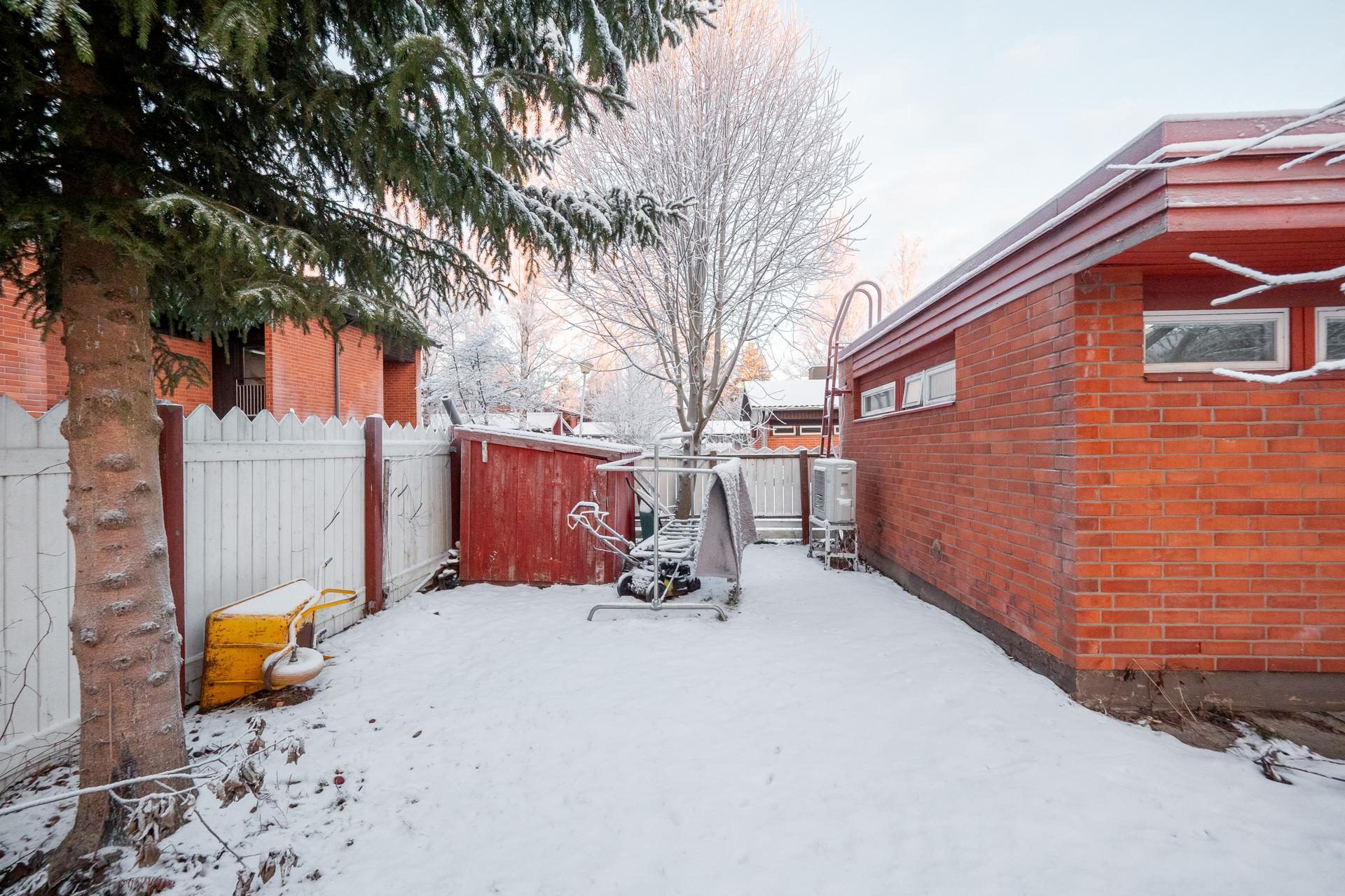 Kurjenpolvi 6, Rajakylä, Oulu