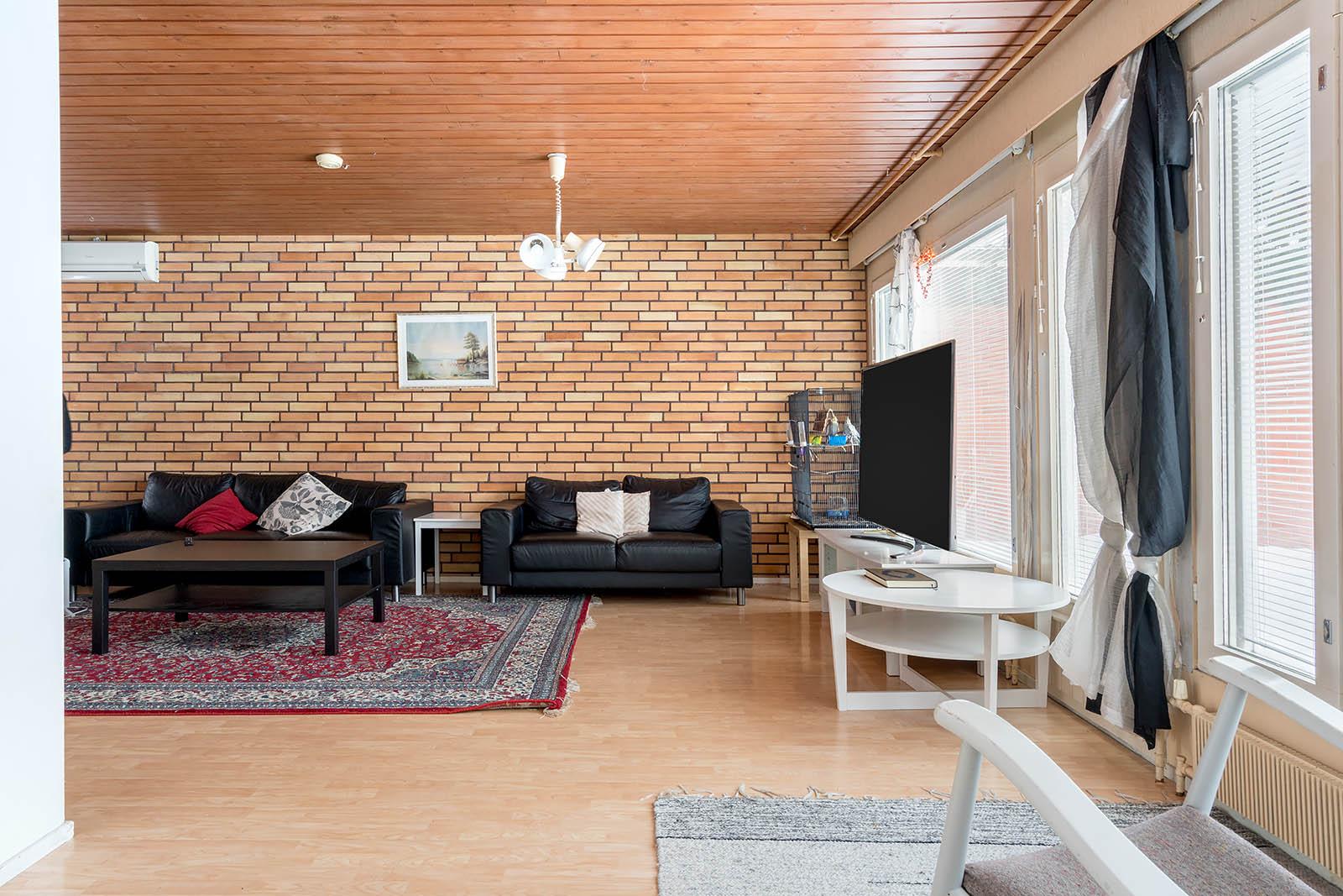 Kurjenpolvi 6, Rajakylä, Oulu