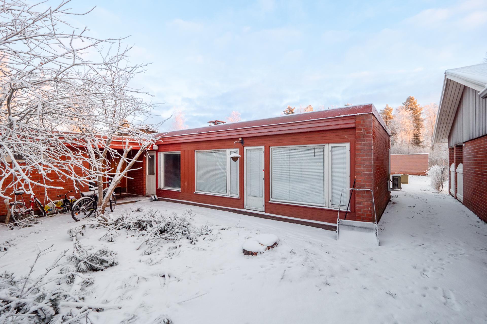 Kurjenpolvi 6, Rajakylä, Oulu