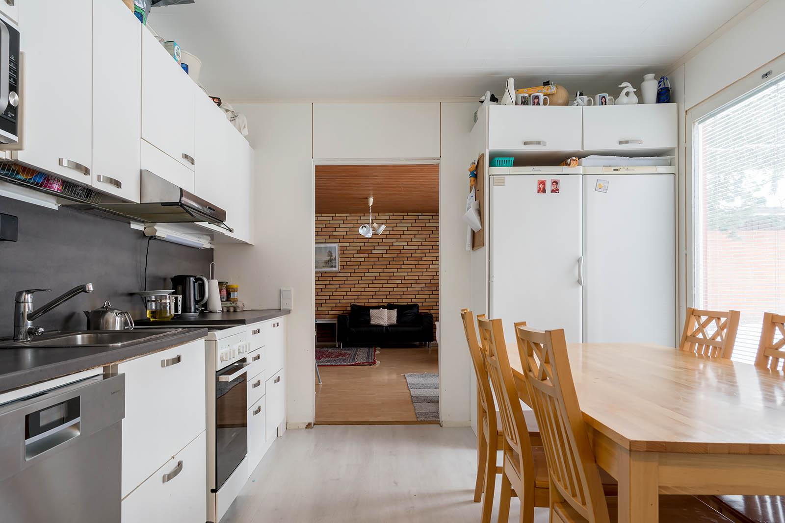 Kurjenpolvi 6, Rajakylä, Oulu