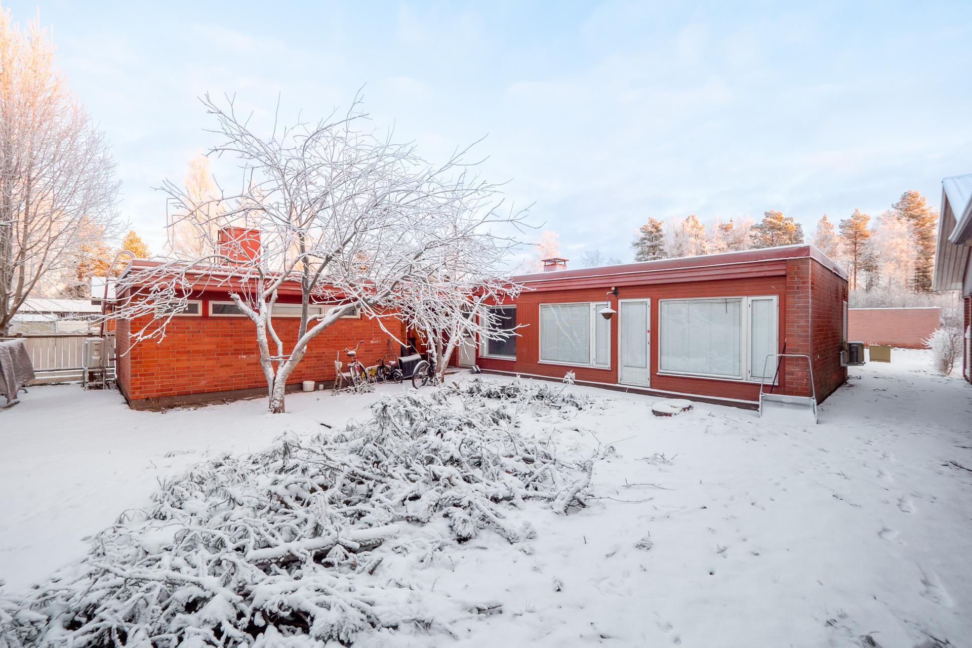 Kurjenpolvi 6, Rajakylä, Oulu