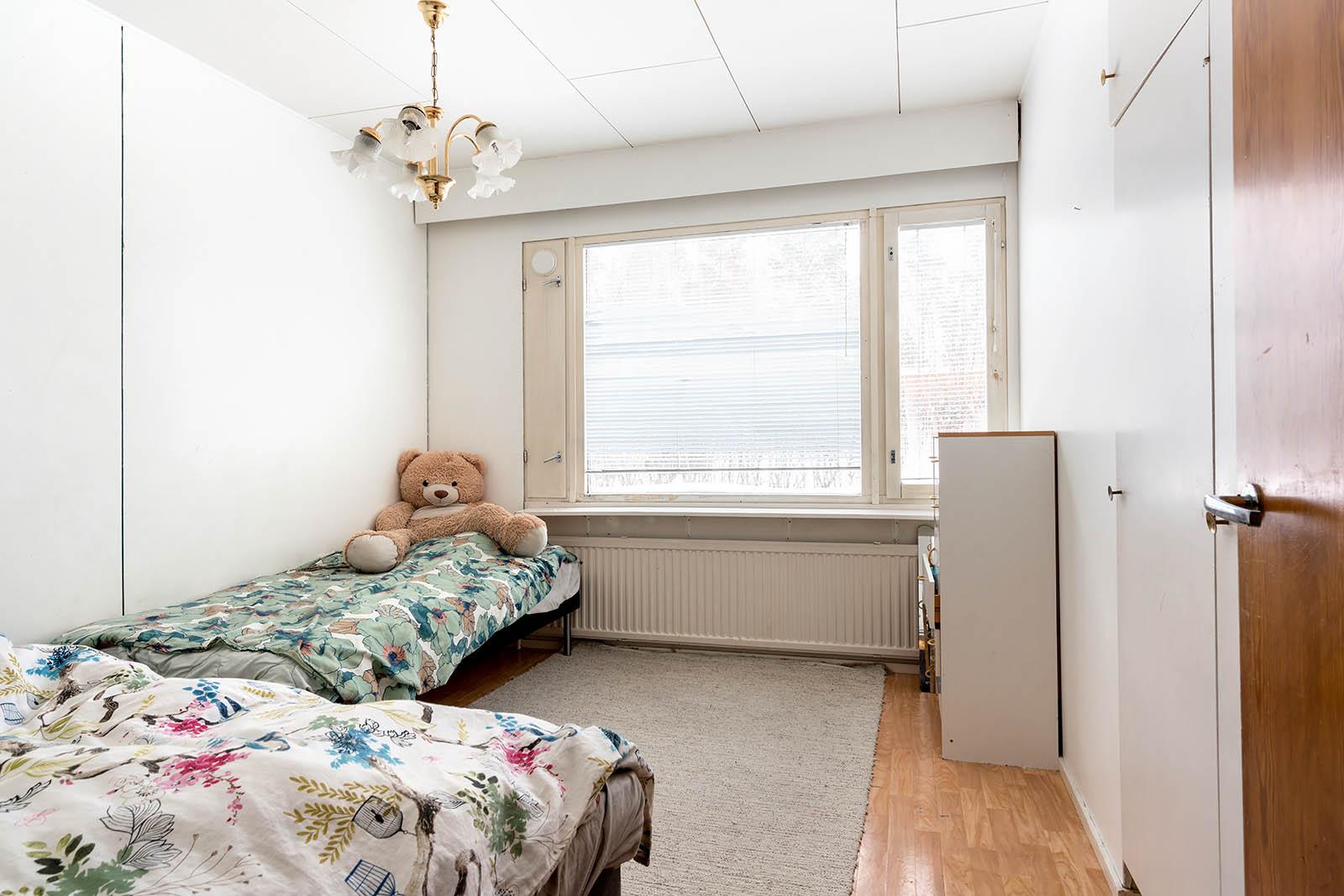 Kurjenpolvi 6, Rajakylä, Oulu