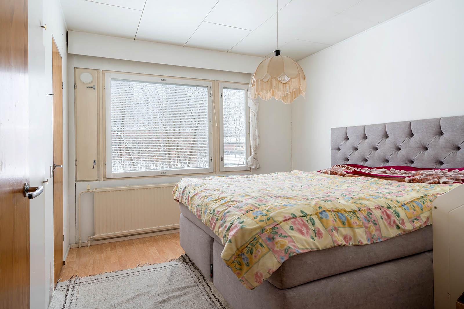 Kurjenpolvi 6, Rajakylä, Oulu