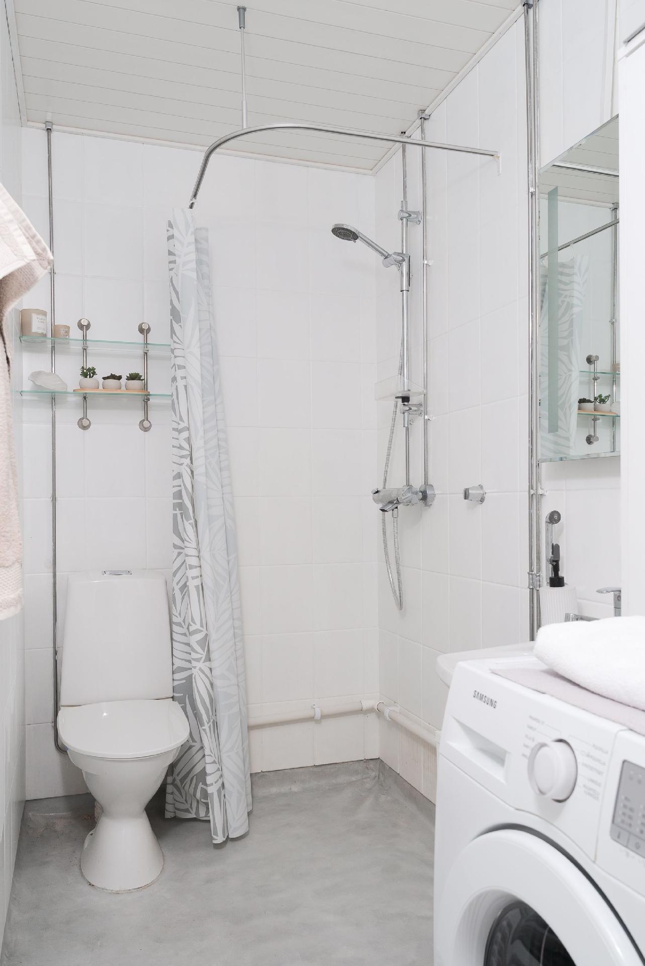 WC:ssä myös pesukone