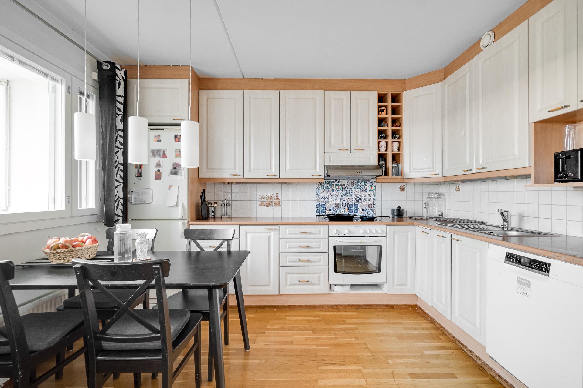Kukinkuja 10, Martinlaakso, Vantaa