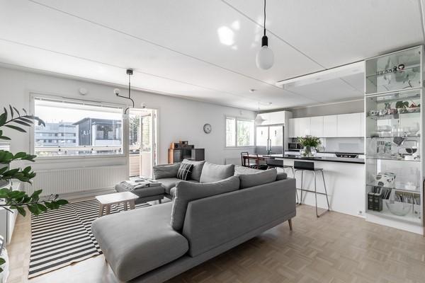 Unikkotie 18, Tikkurila, Vantaa
