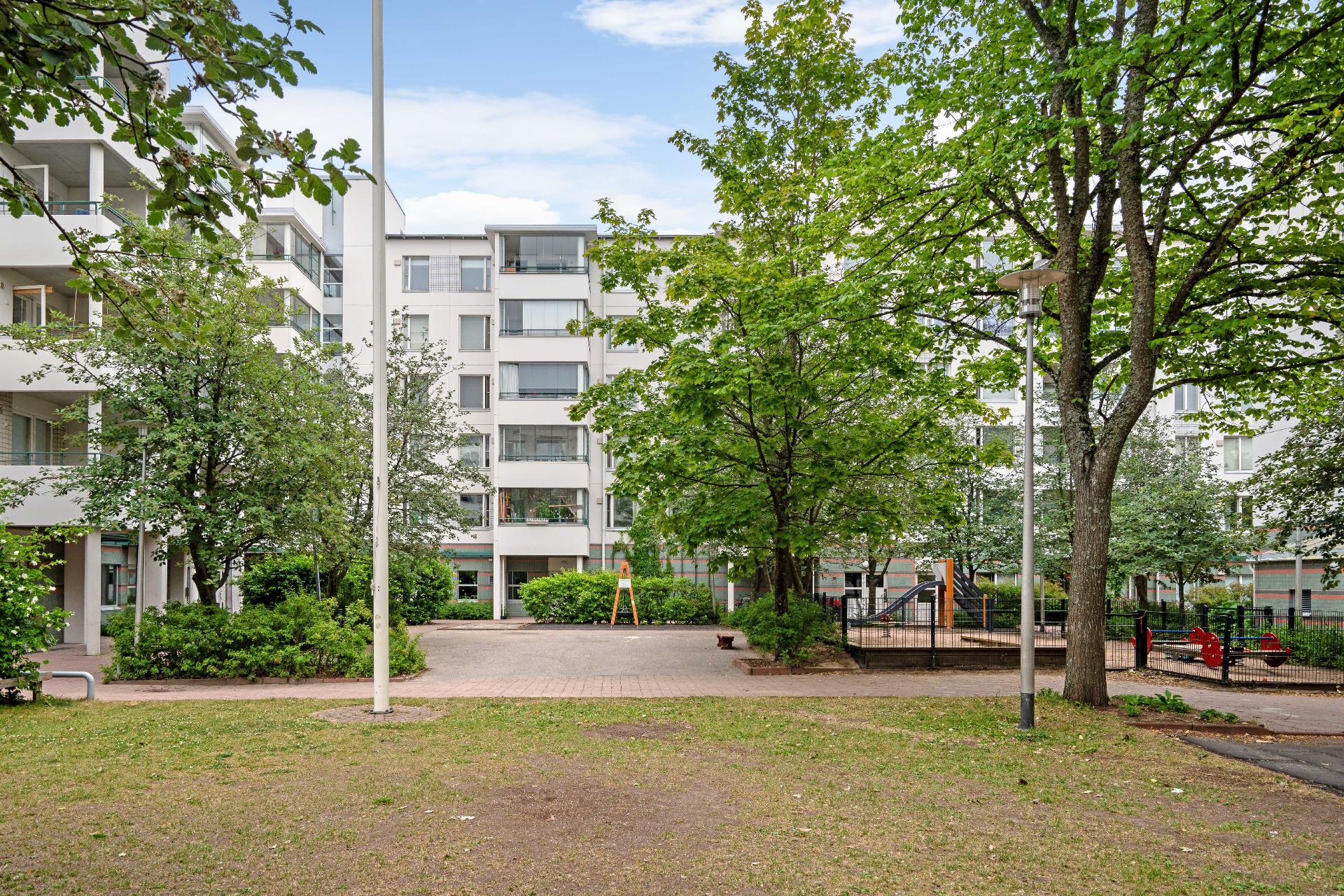 Santakuja 3, Ruoholahti, Helsinki