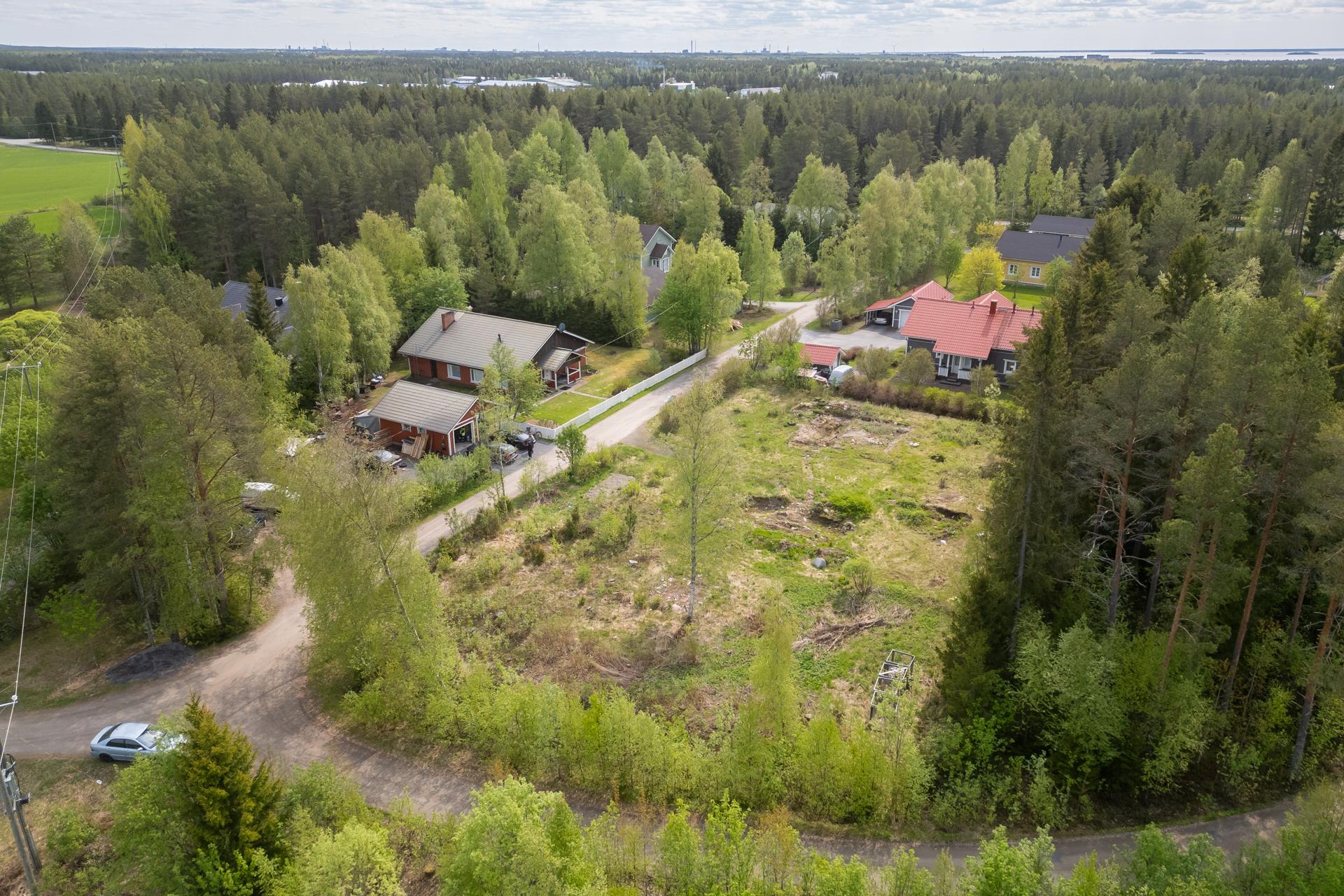 Kurtinlenkki 11, Kello, Oulu