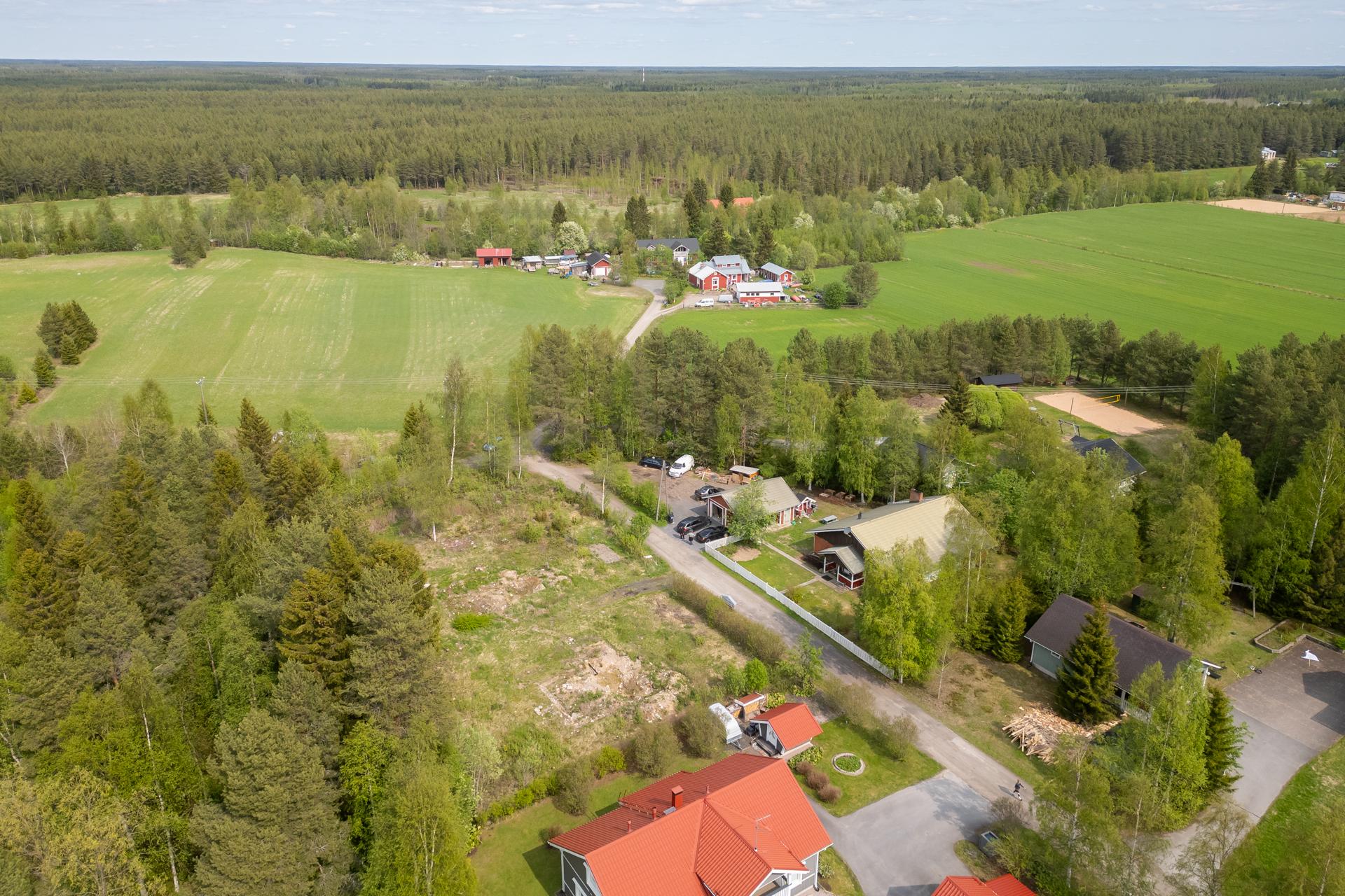 Kurtinlenkki 11, Kello, Oulu