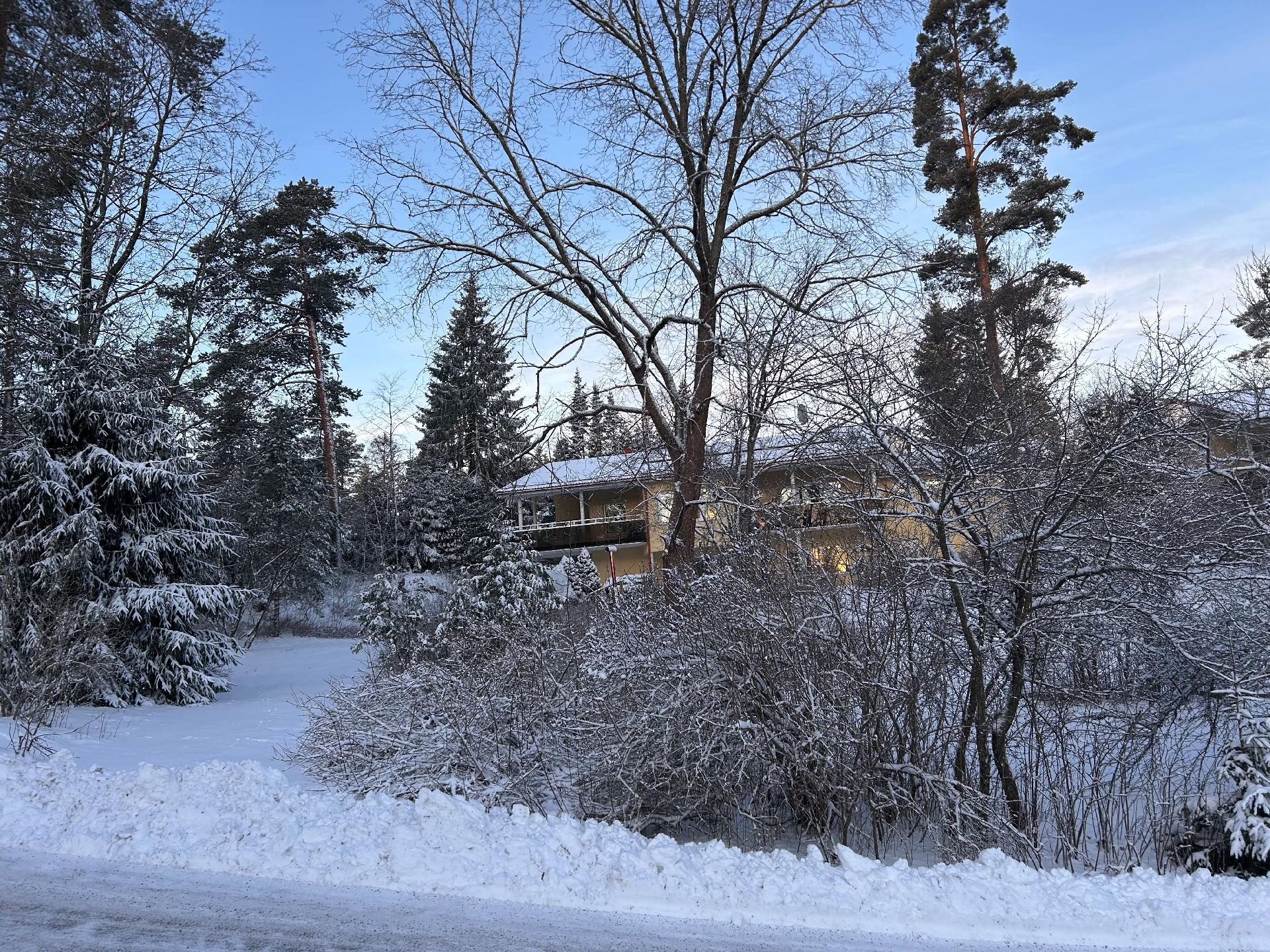 Saunamäentie 13, Kaupunginkallio, Espoo