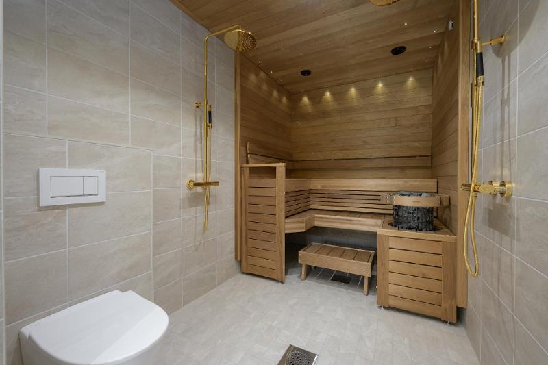 Kuva viereisestä samanlaisesta tuotannosta