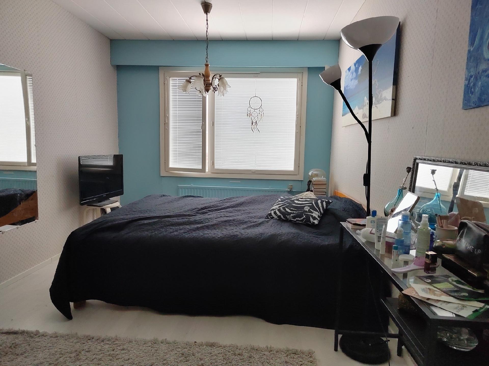 Tilava päämakuuhuone