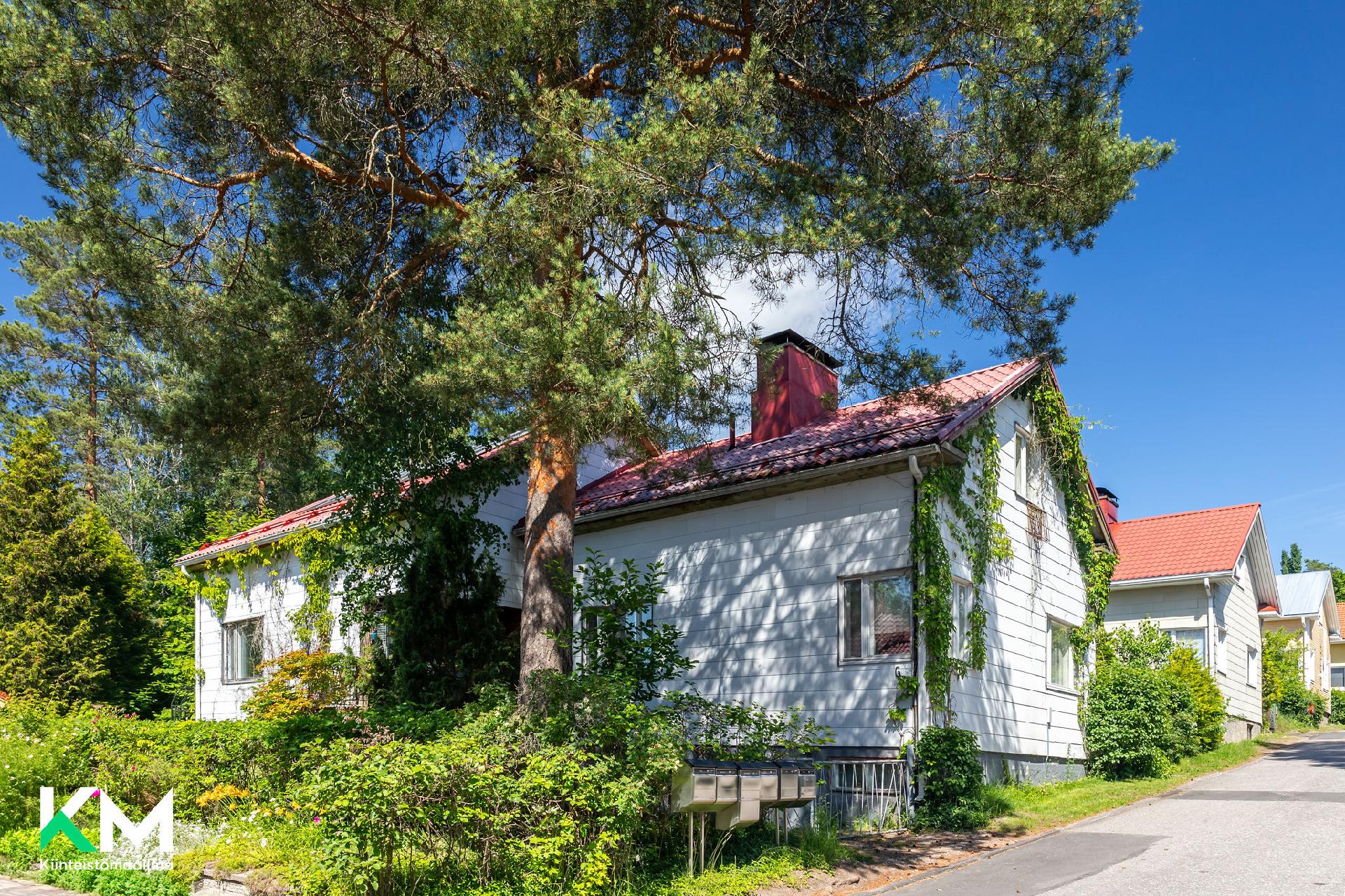 Vesitorninkatu 6, Pyhätön, Lahti