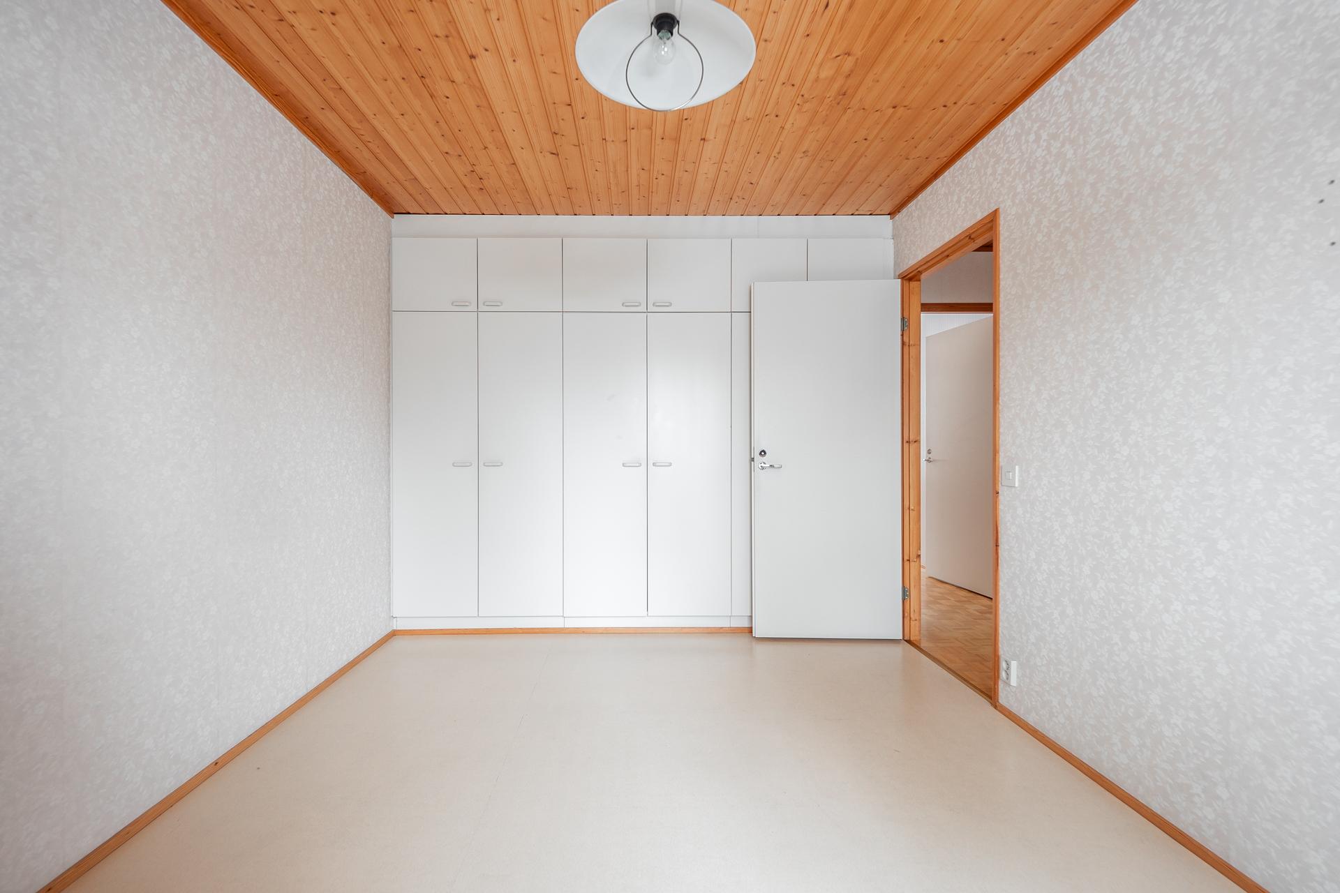 Nielukuja 2, Kiiminki, Oulu