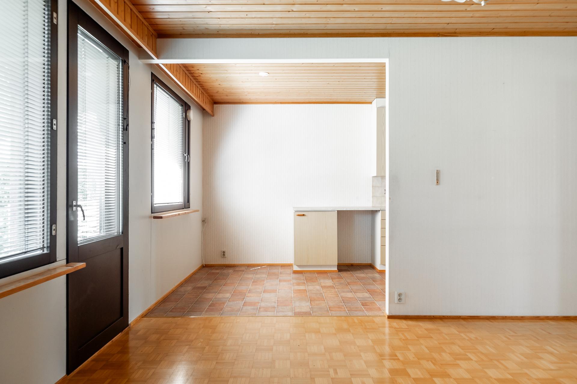 Nielukuja 2, Kiiminki, Oulu