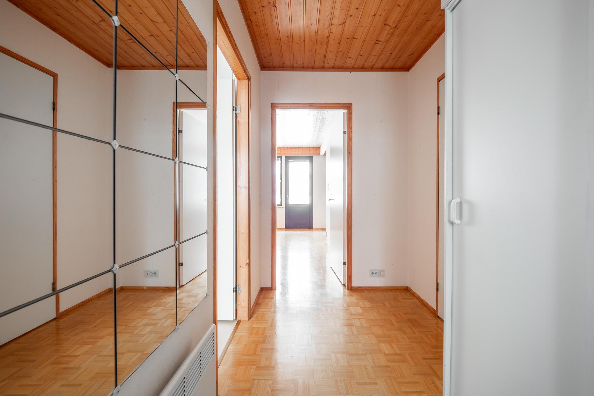 Nielukuja 2, Kiiminki, Oulu