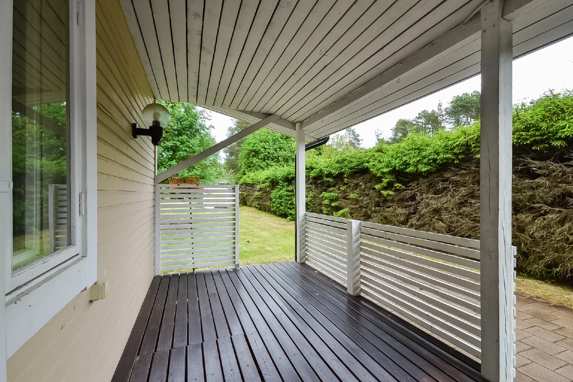 Nuutintie 5, Myllyoja, Oulu