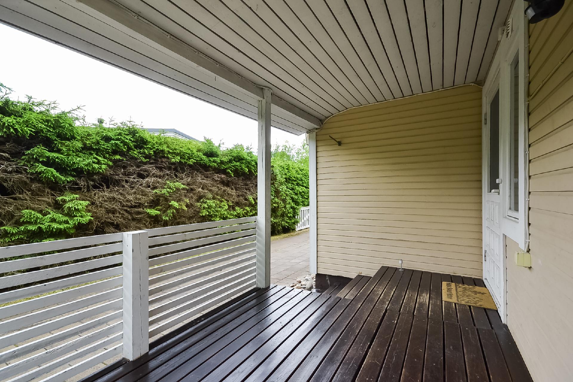 Nuutintie 5, Myllyoja, Oulu