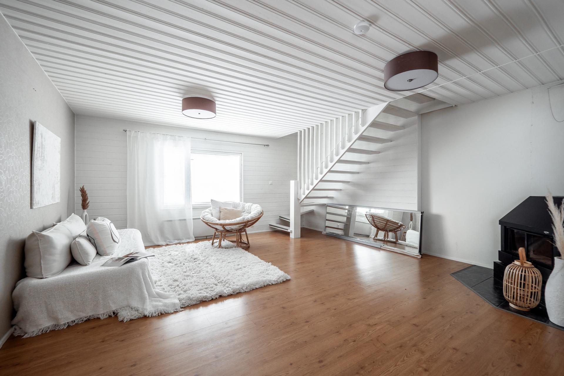 Nuutintie 5, Myllyoja, Oulu