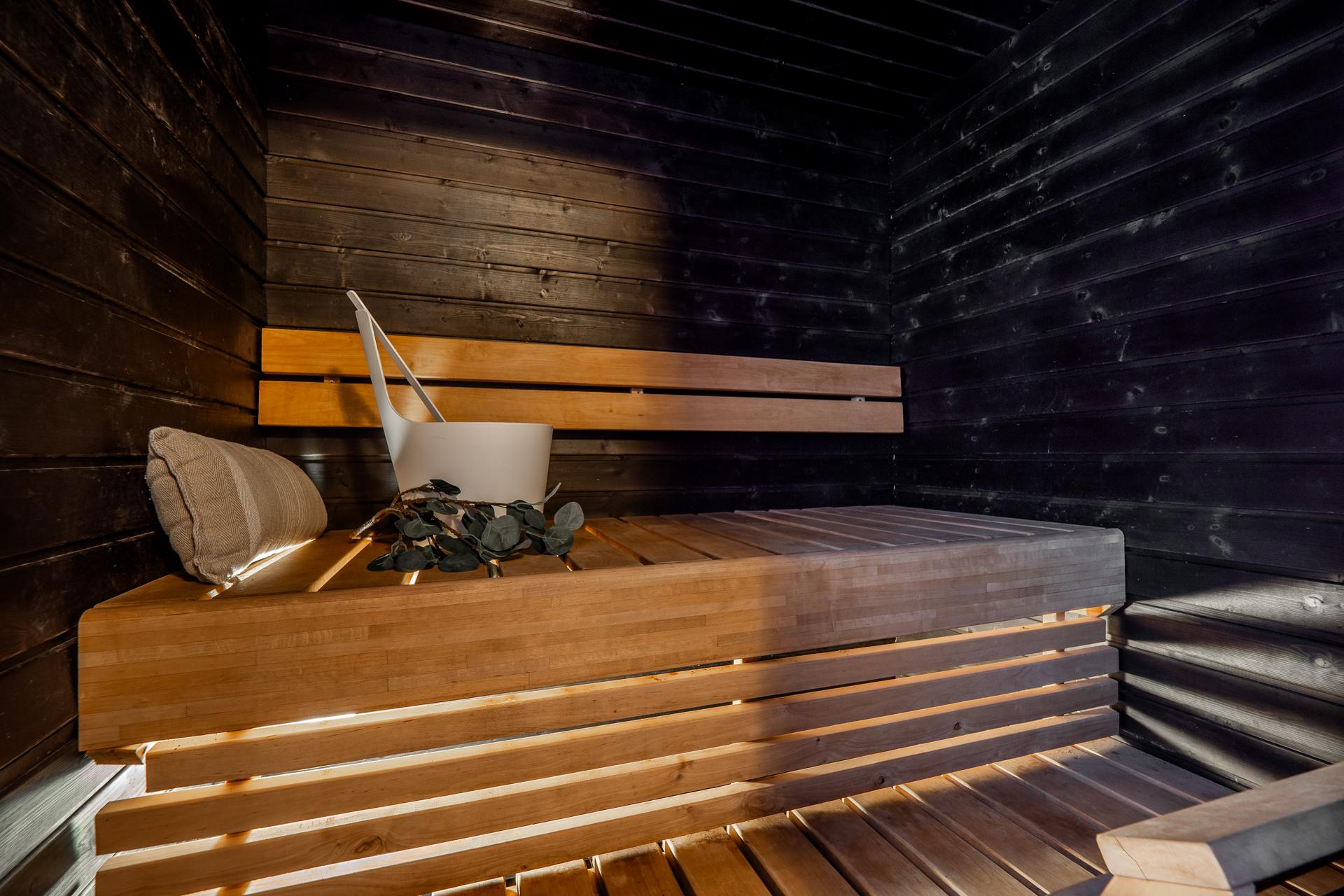 Nuutintie 5, Myllyoja, Oulu