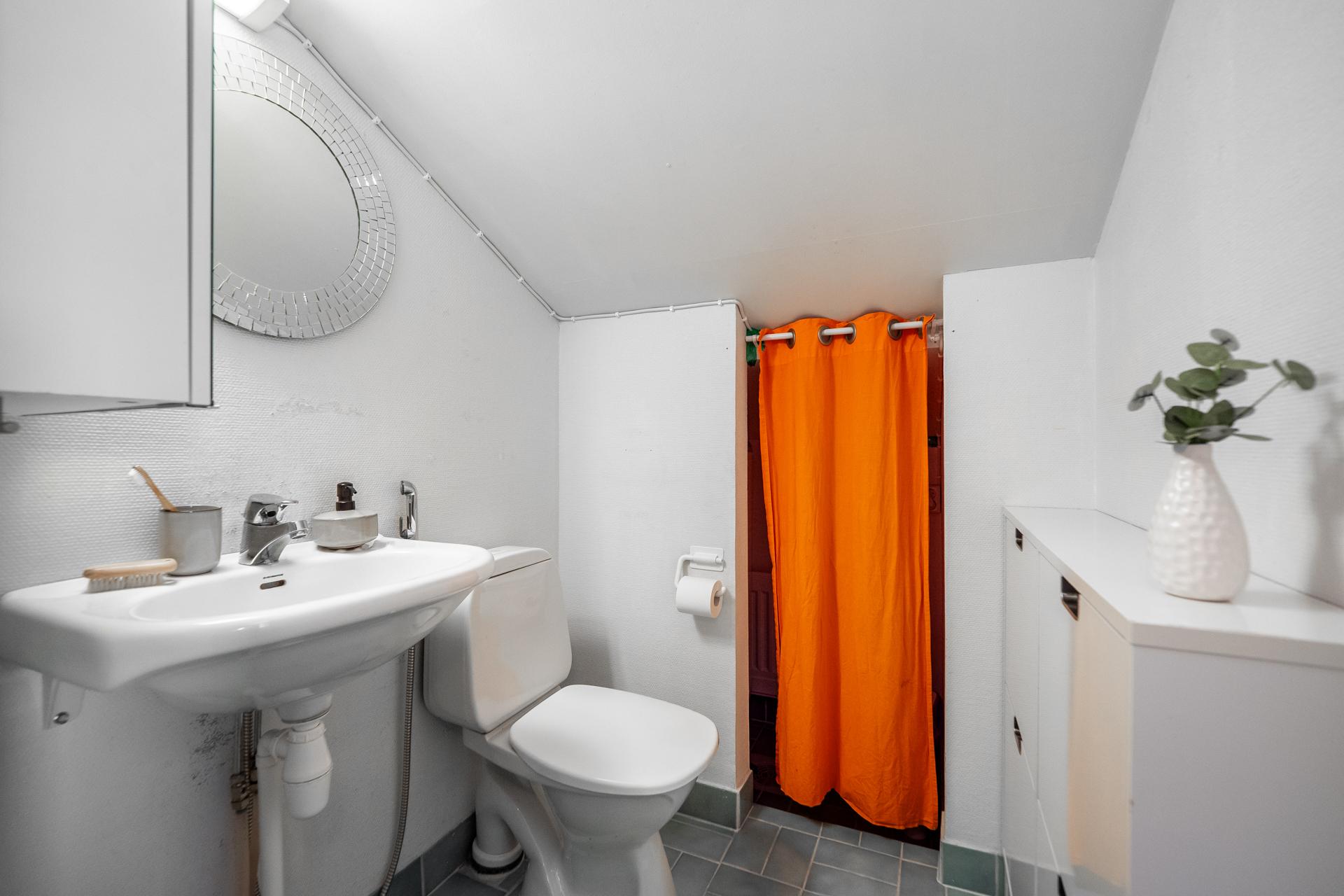 Nuutintie 5, Myllyoja, Oulu