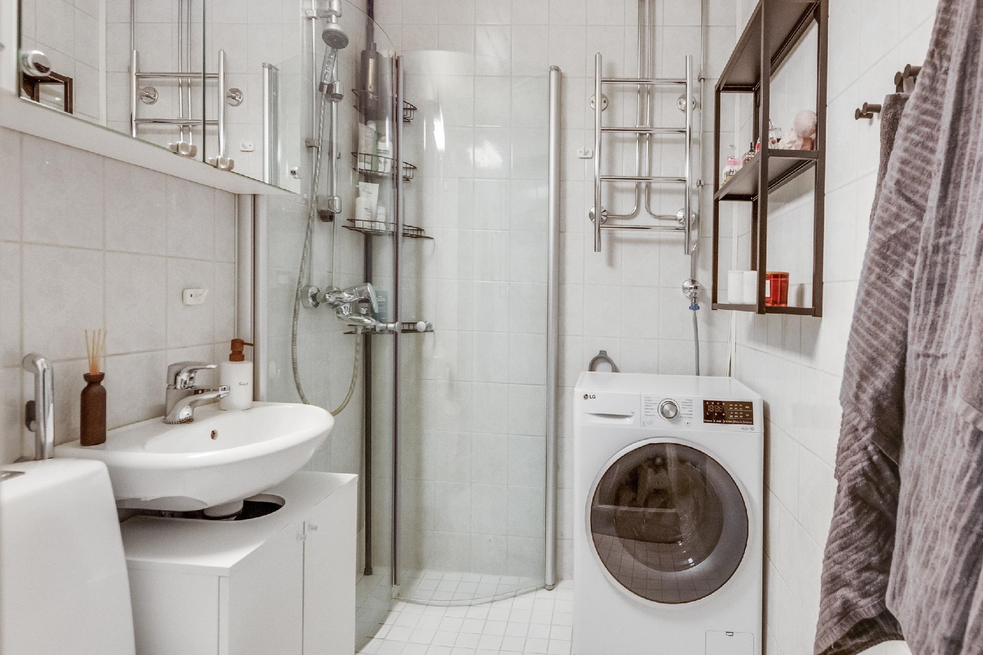 Haltiantie 4, Louhela, Vantaa