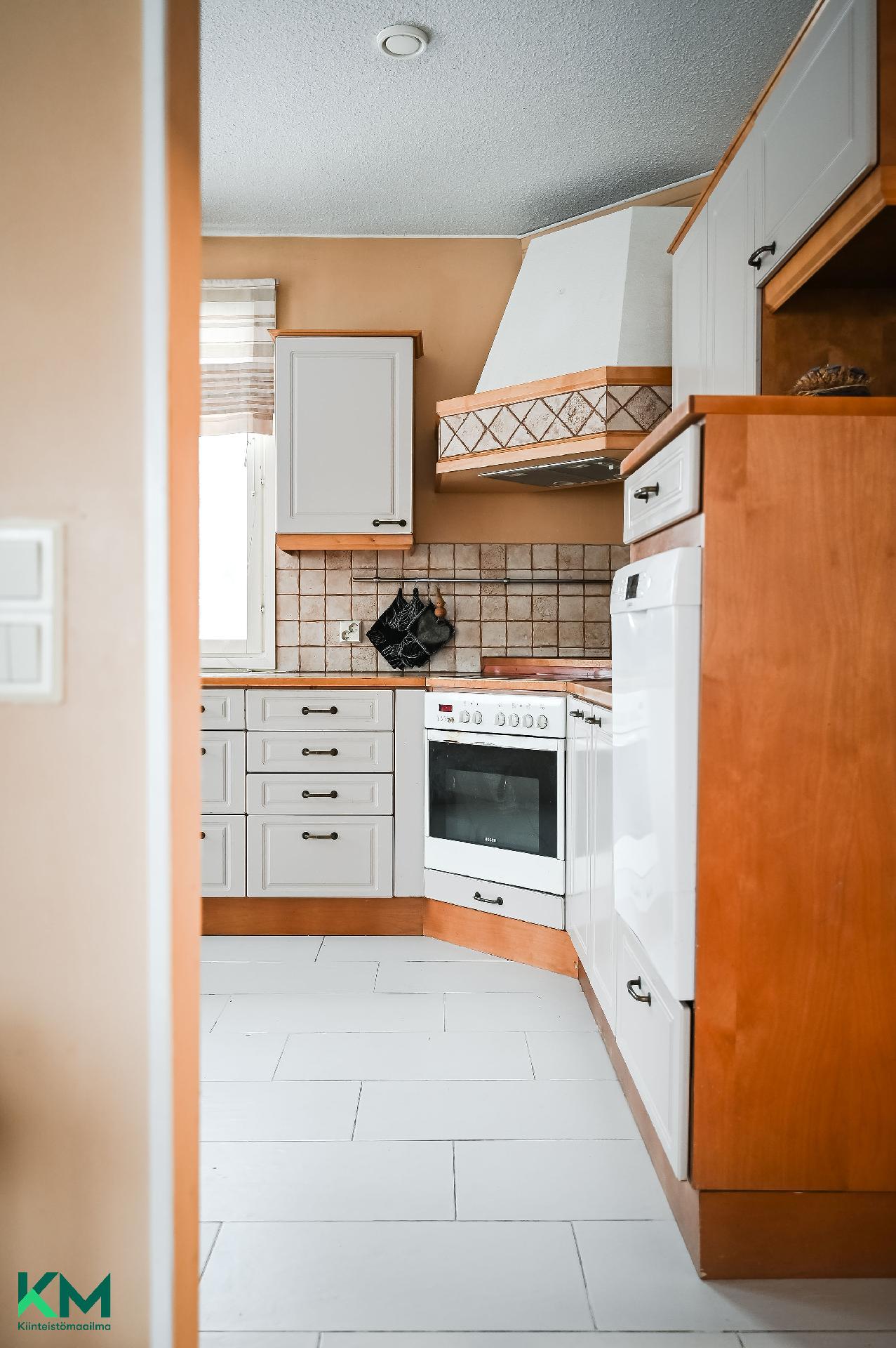 Jauhokatu 10, Vartiolaakso, Lahti