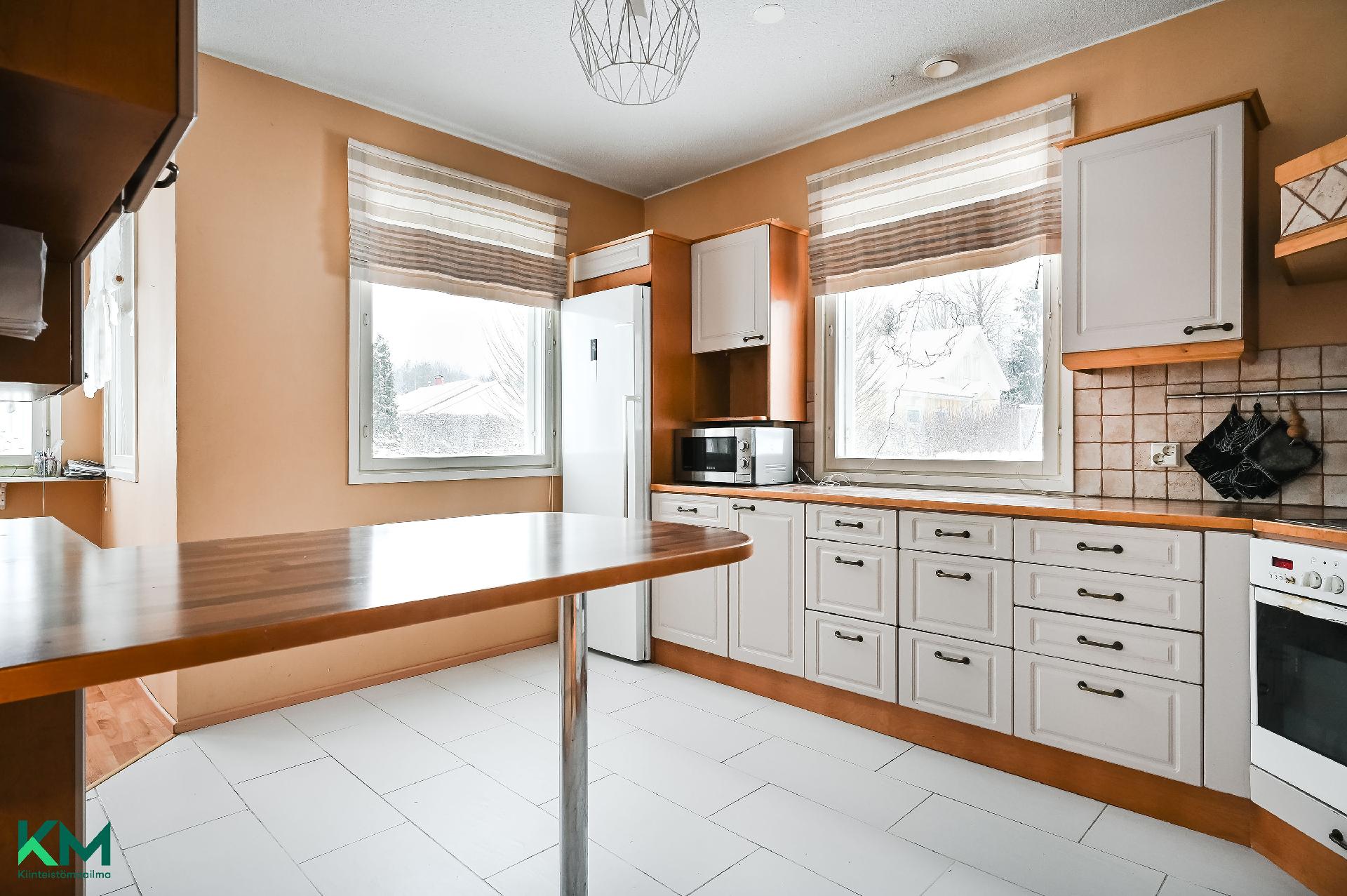 Jauhokatu 10, Vartiolaakso, Lahti