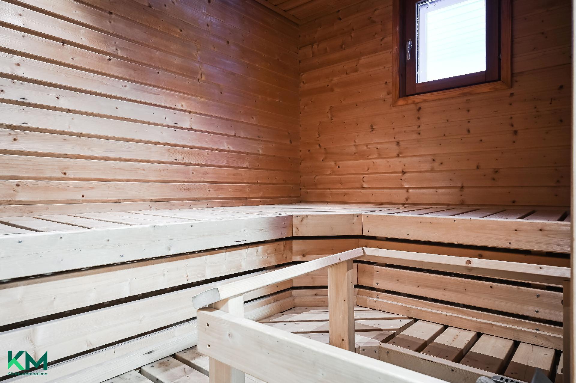 Jauhokatu 10, Vartiolaakso, Lahti