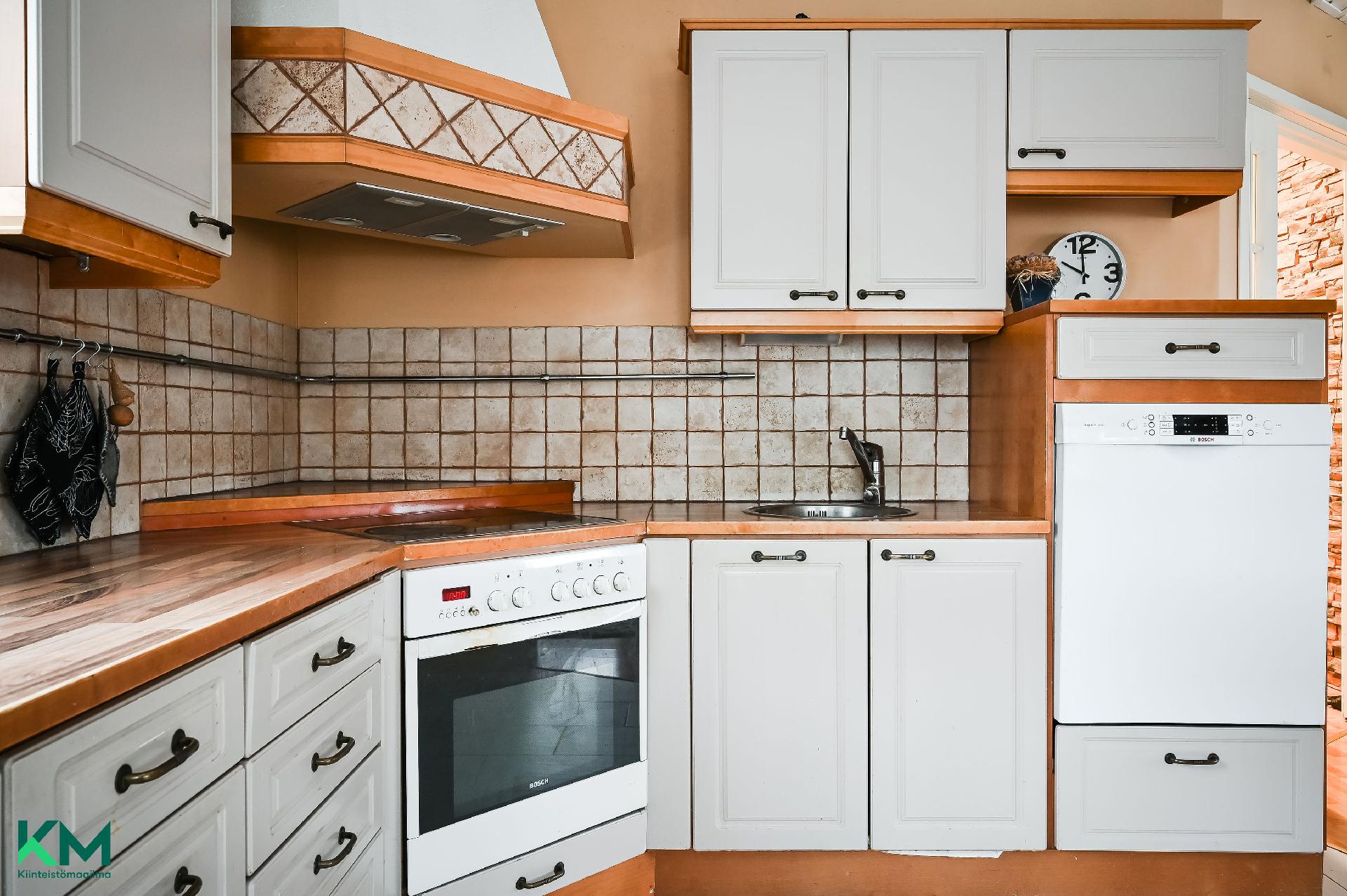 Jauhokatu 10, Vartiolaakso, Lahti