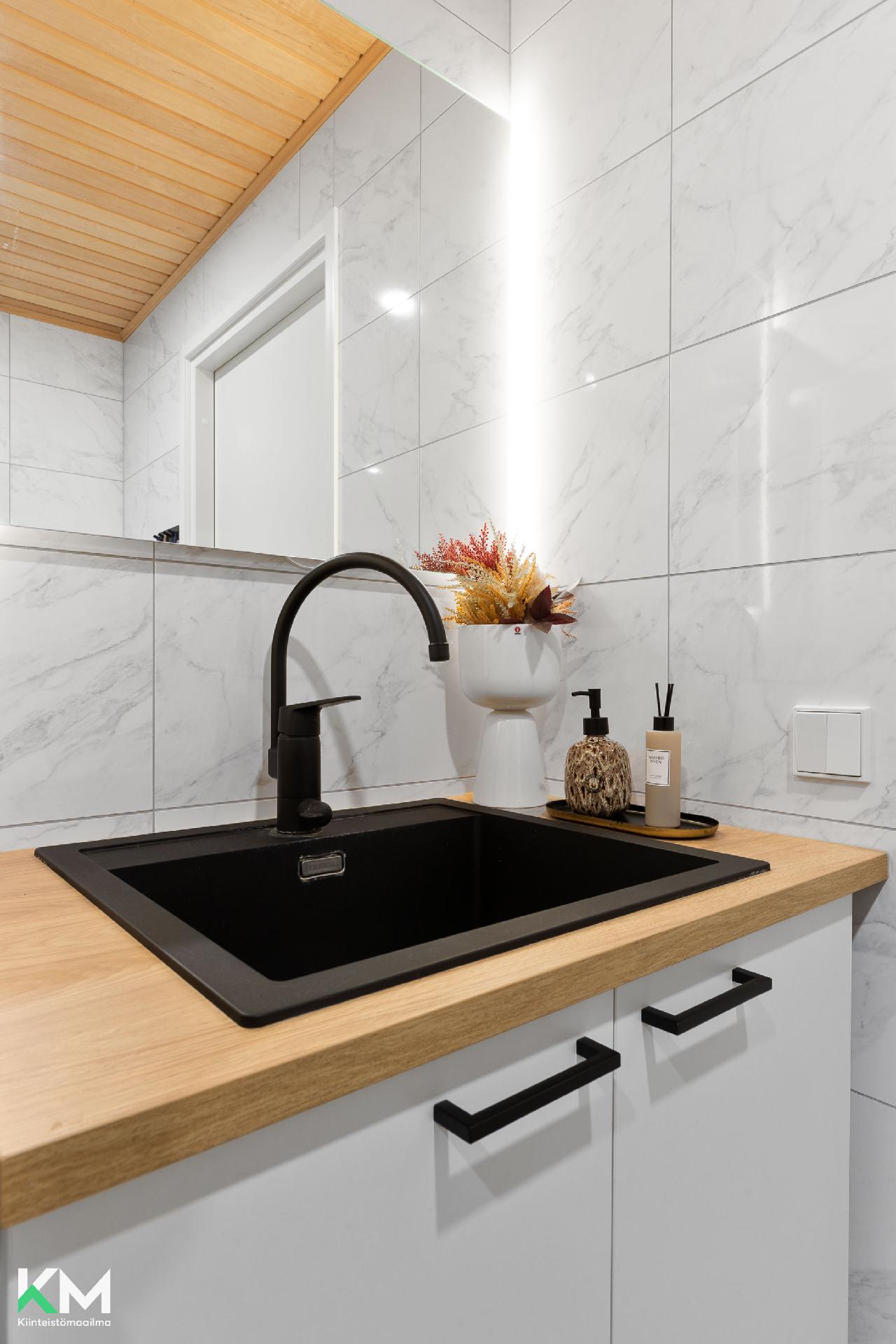 Akselikatu 6, Pirttiharju, Lahti