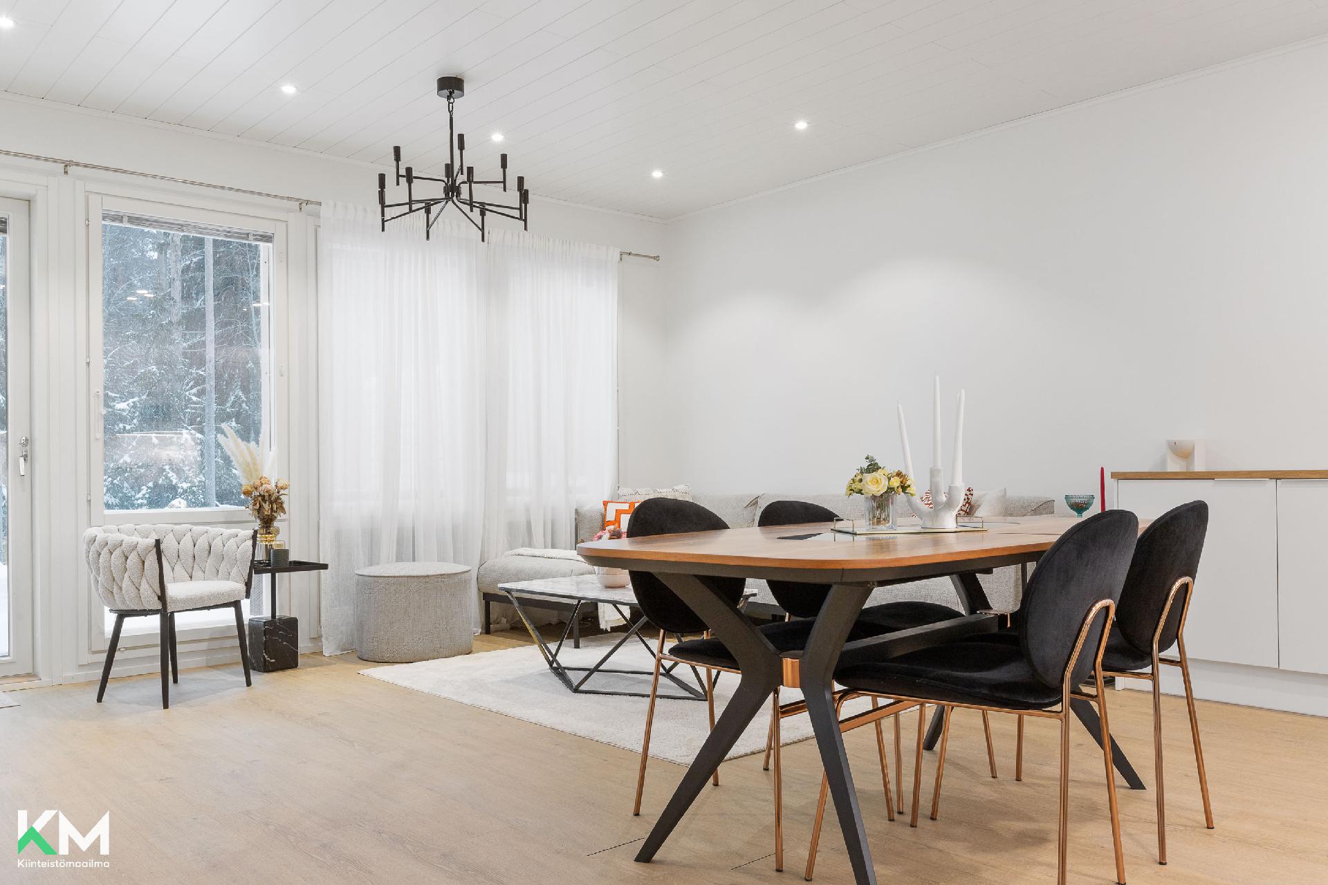 Akselikatu 6, Pirttiharju, Lahti