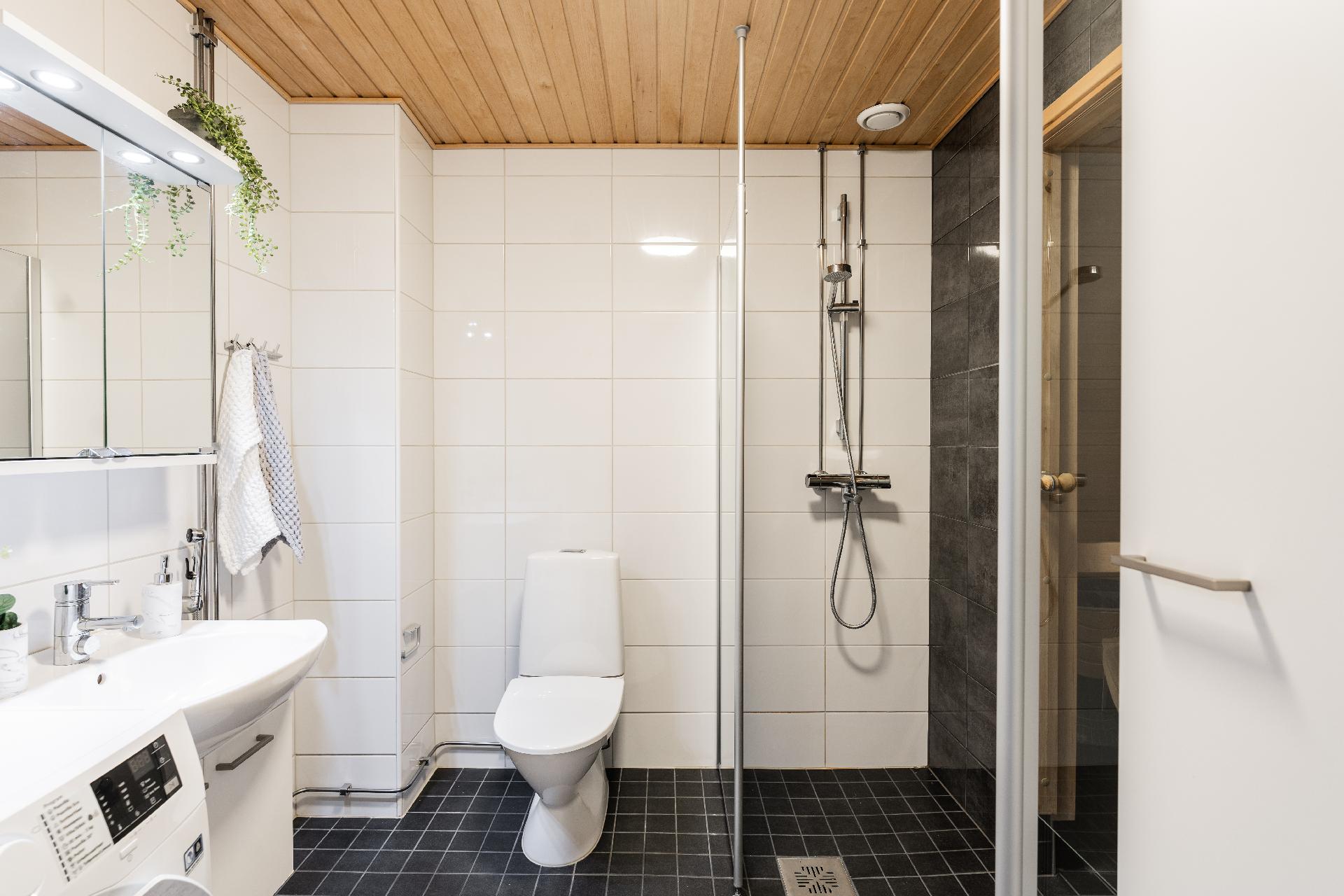 Rautatienkatu 31, Keskusta, Oulu