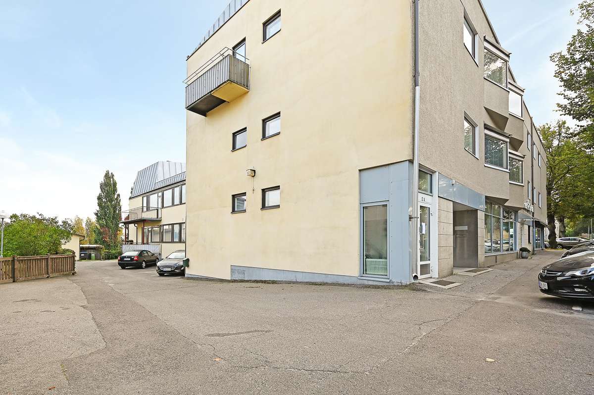 Ystadinkatu 12, Raasepori