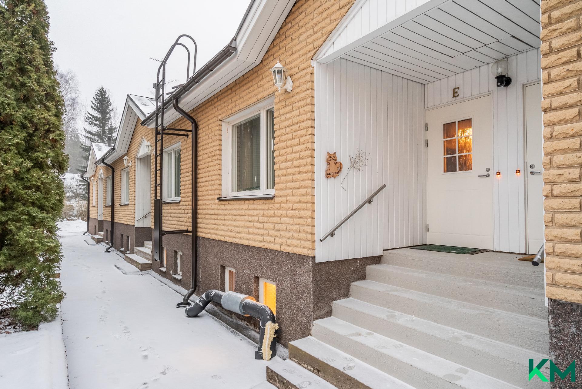 Rajakyläntie 32, Rajakylä, Vantaa