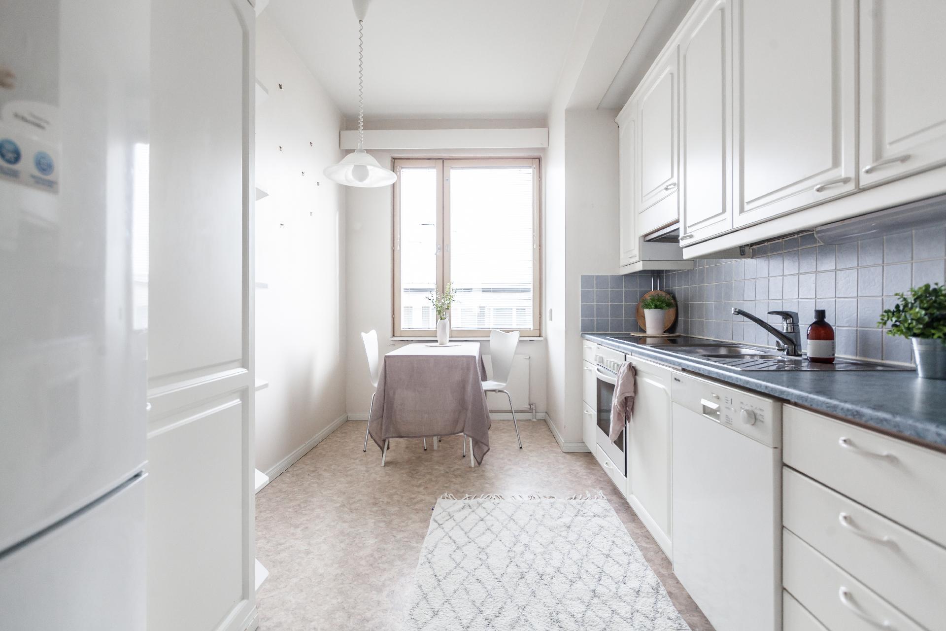 Isokatu 8, Keskusta, Oulu