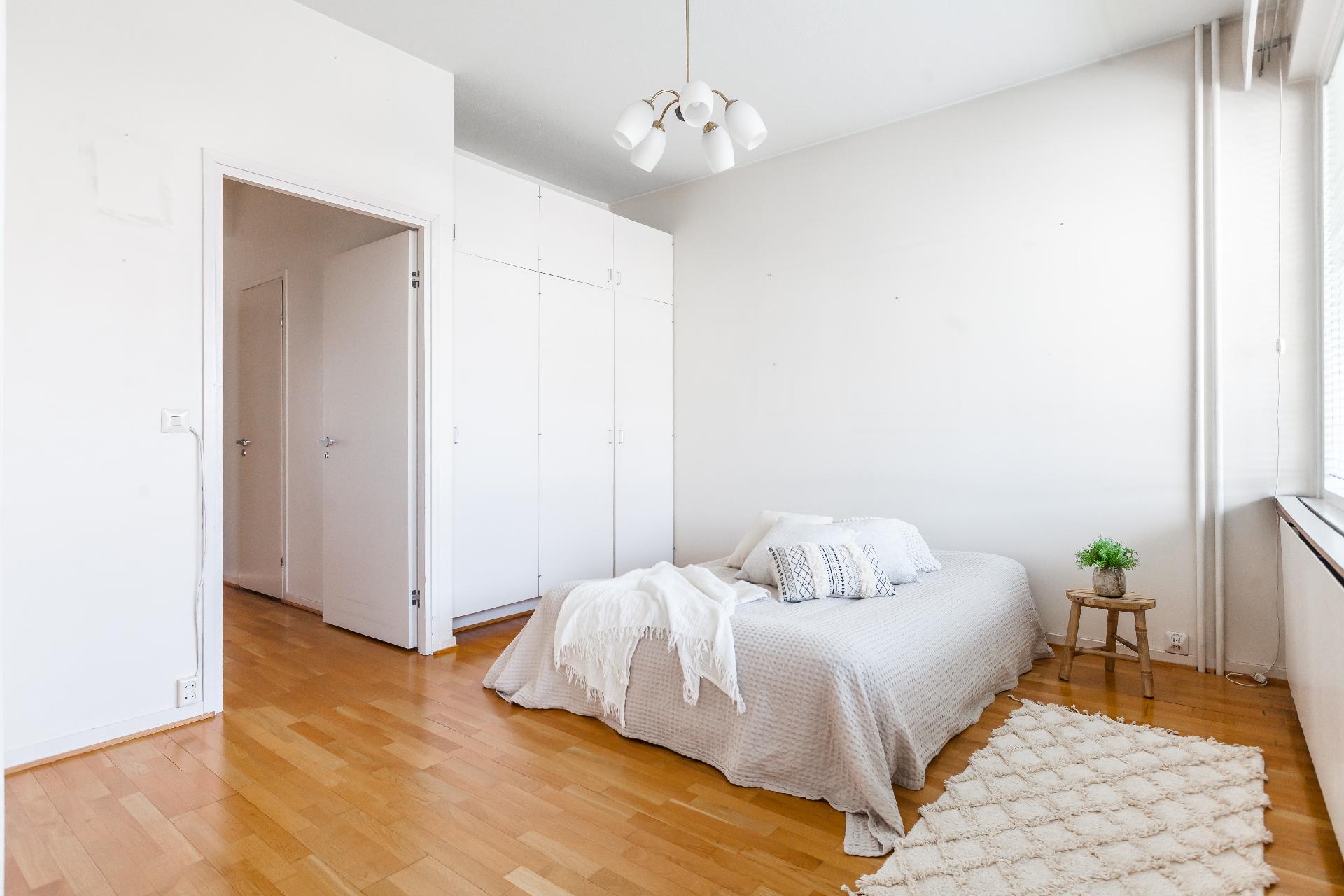 Isokatu 8, Keskusta, Oulu