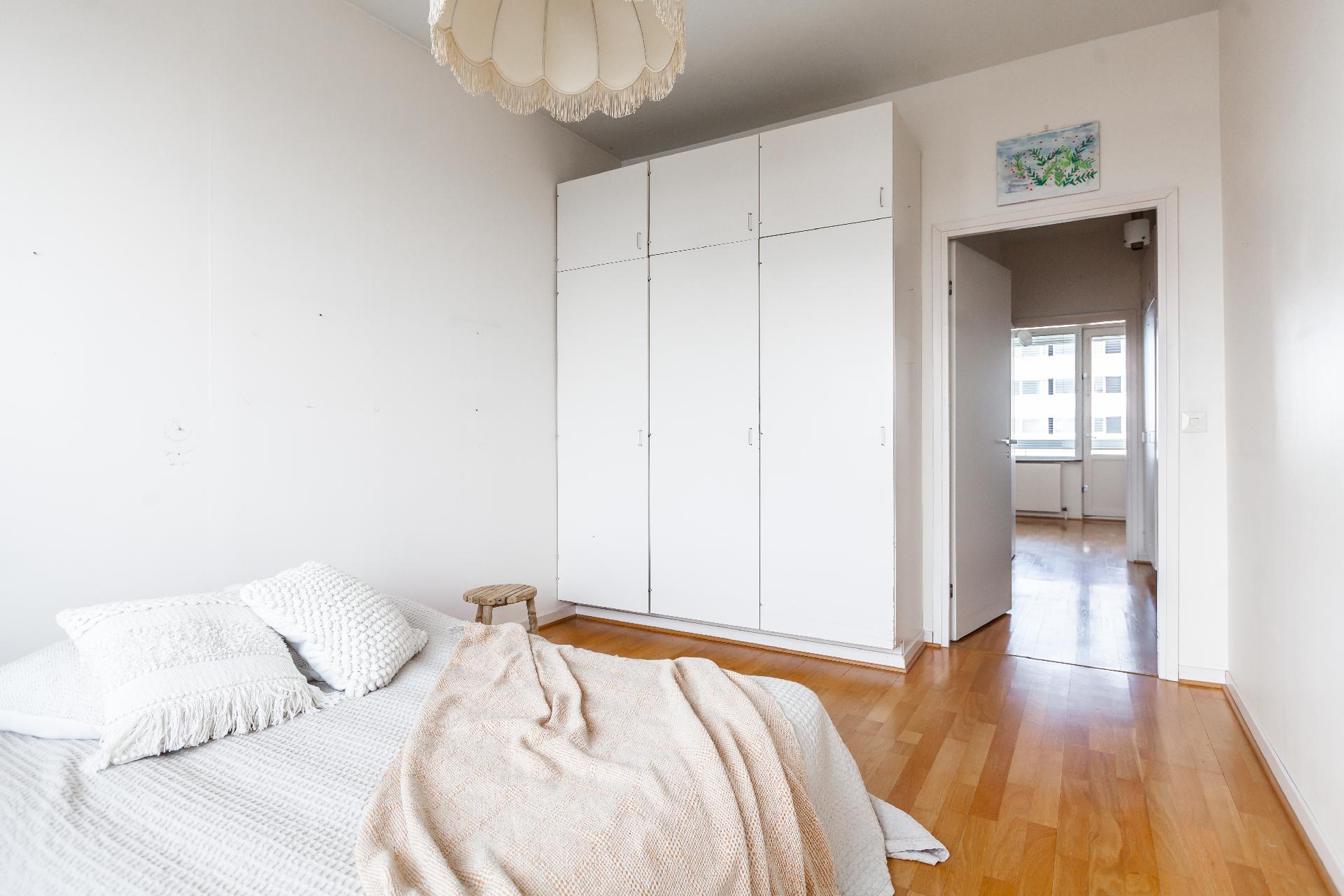 Isokatu 8, Keskusta, Oulu