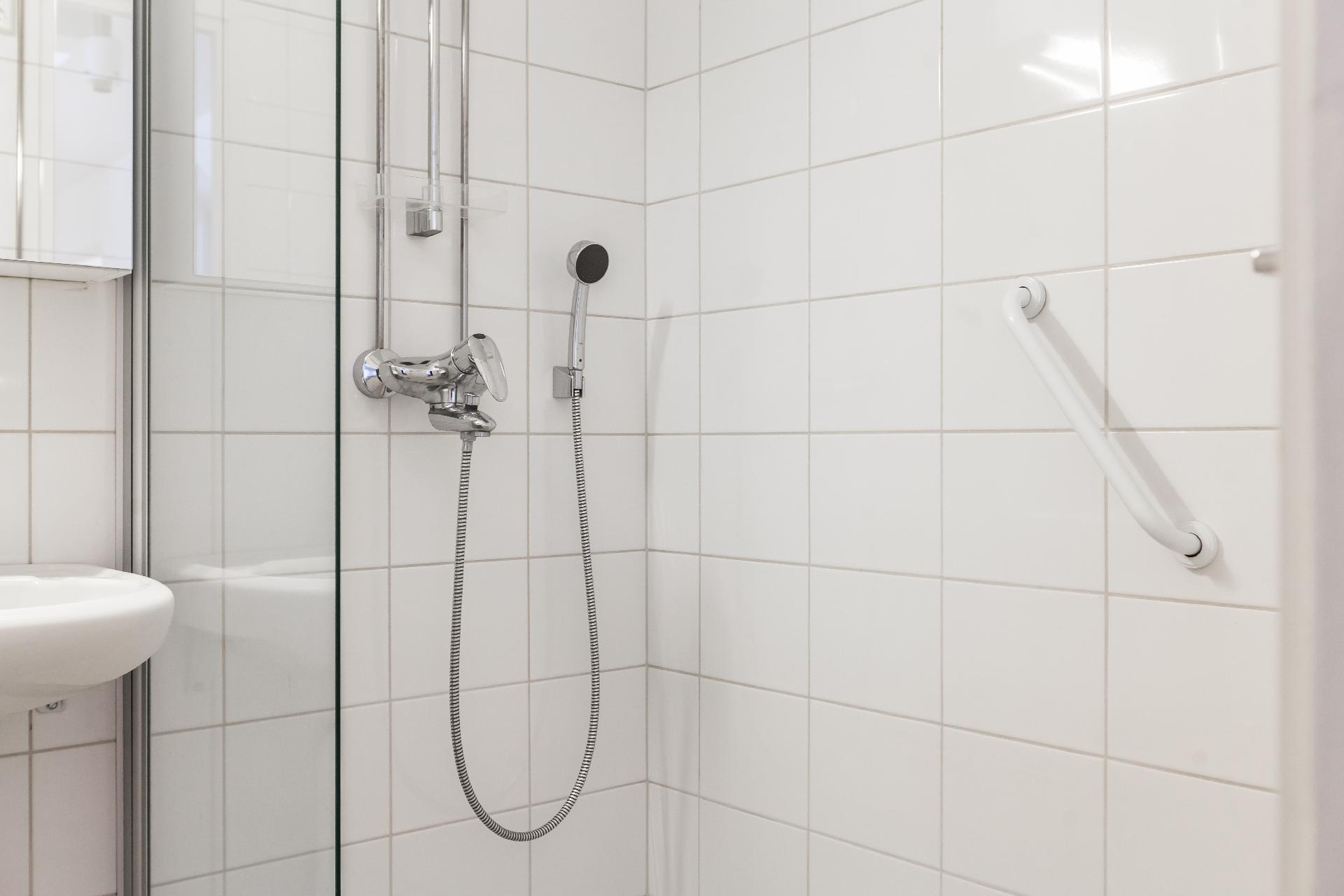 Isokatu 8, Keskusta, Oulu