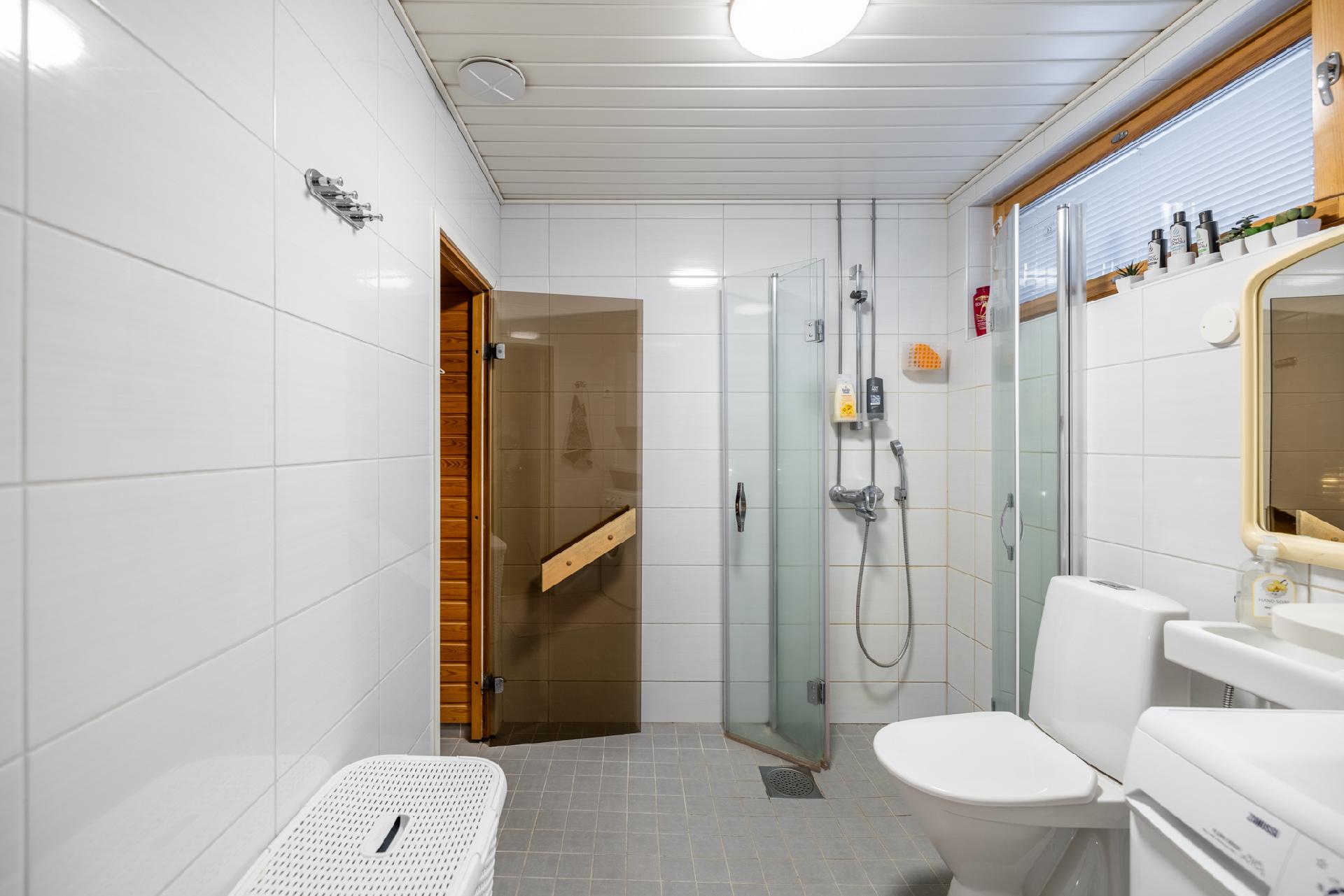 kylpyhuone remontoitu