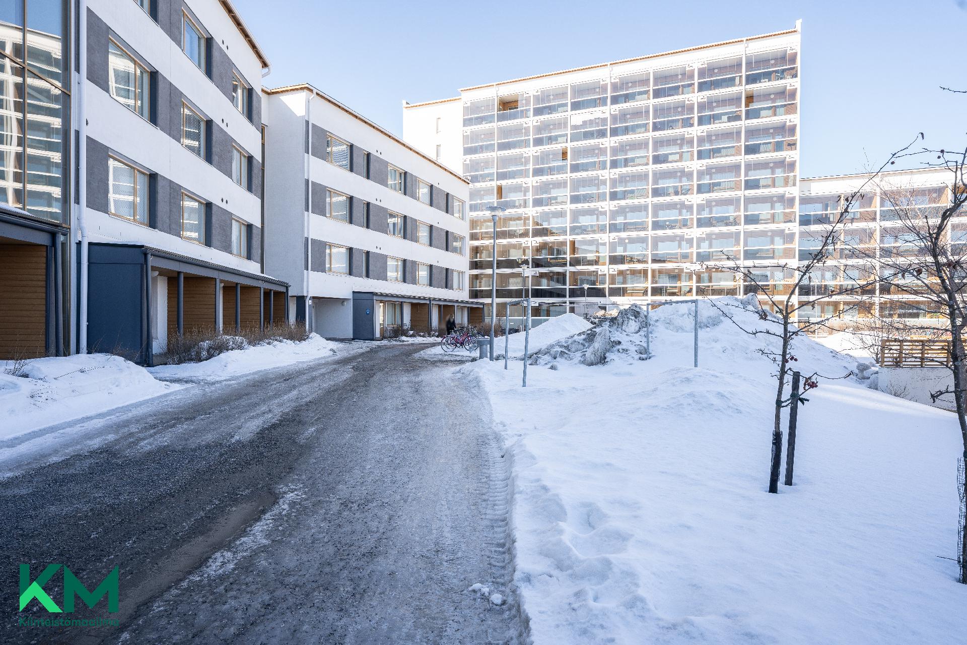 Kauppalinnankatu 1, Linnanmaa, Oulu