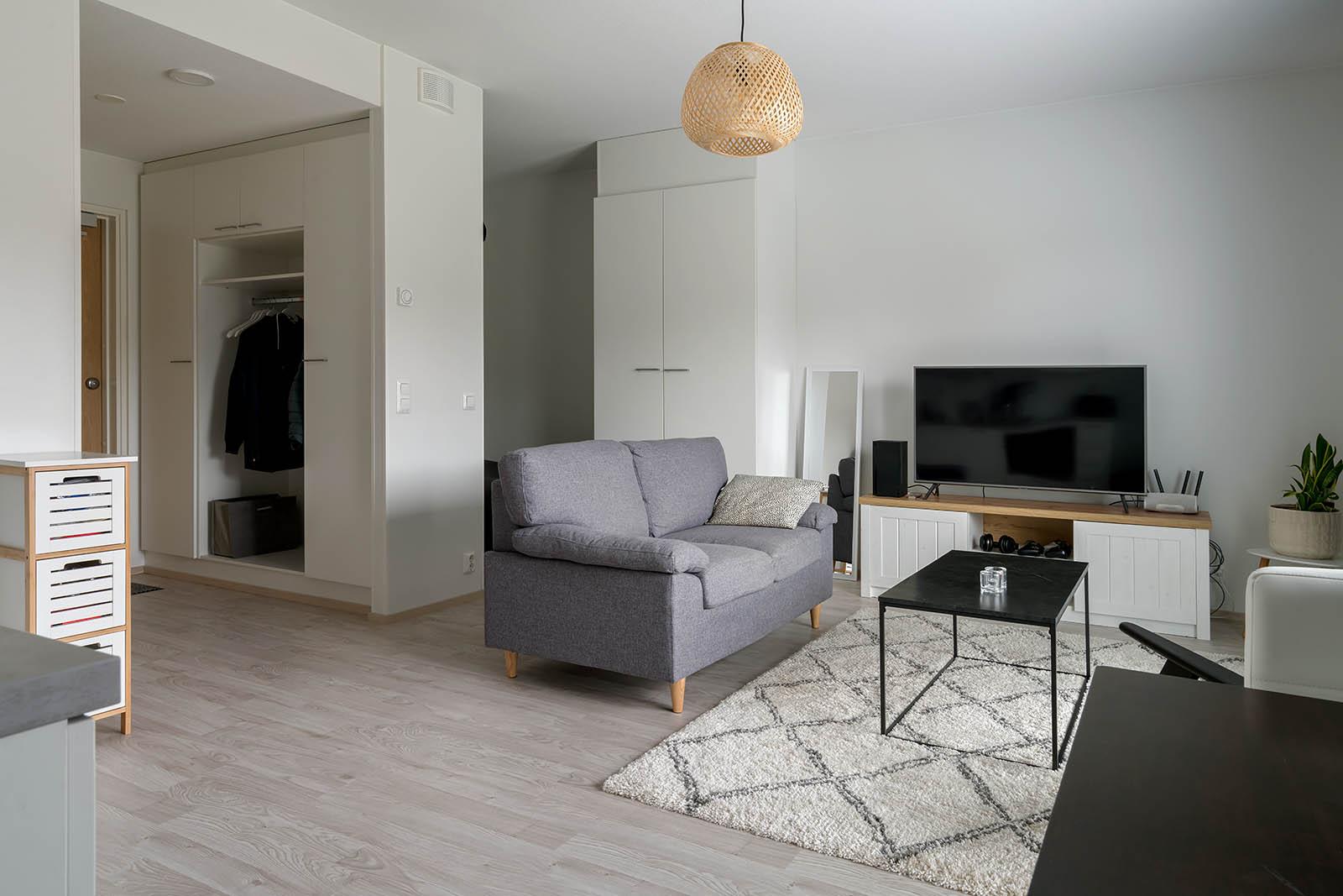 Muuripadantie 1, Kiulukangas, Oulu