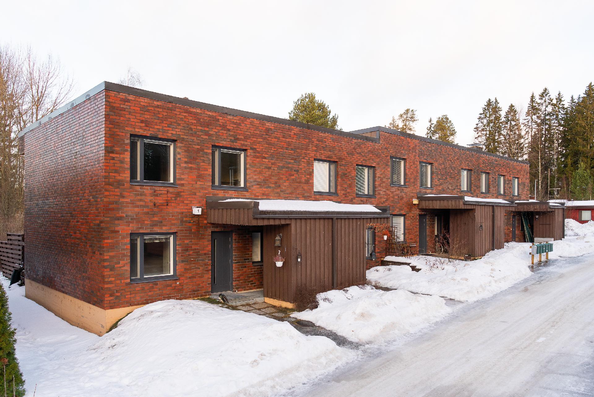 Saratie 2, Heinälampi, Jyväskylä