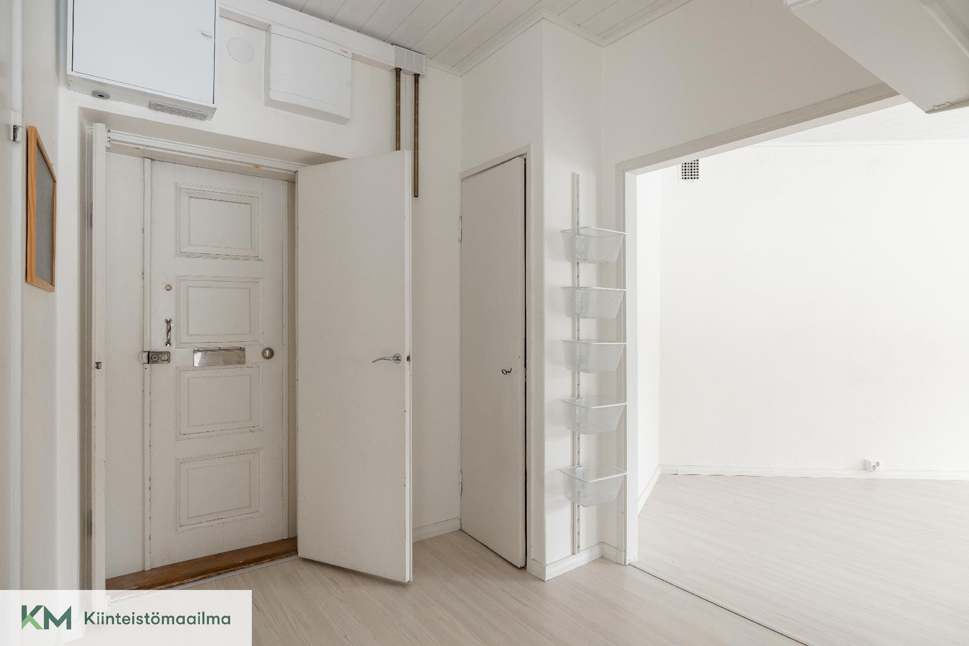 Opistokatu 8, Kotkansaari, Kotka