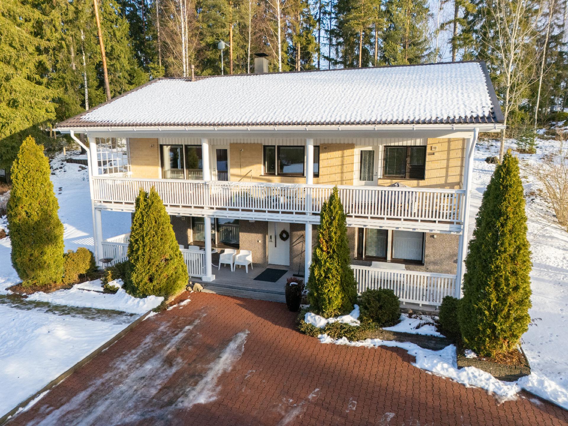 Lahnuksenrinne 2, Lahnus, Espoo